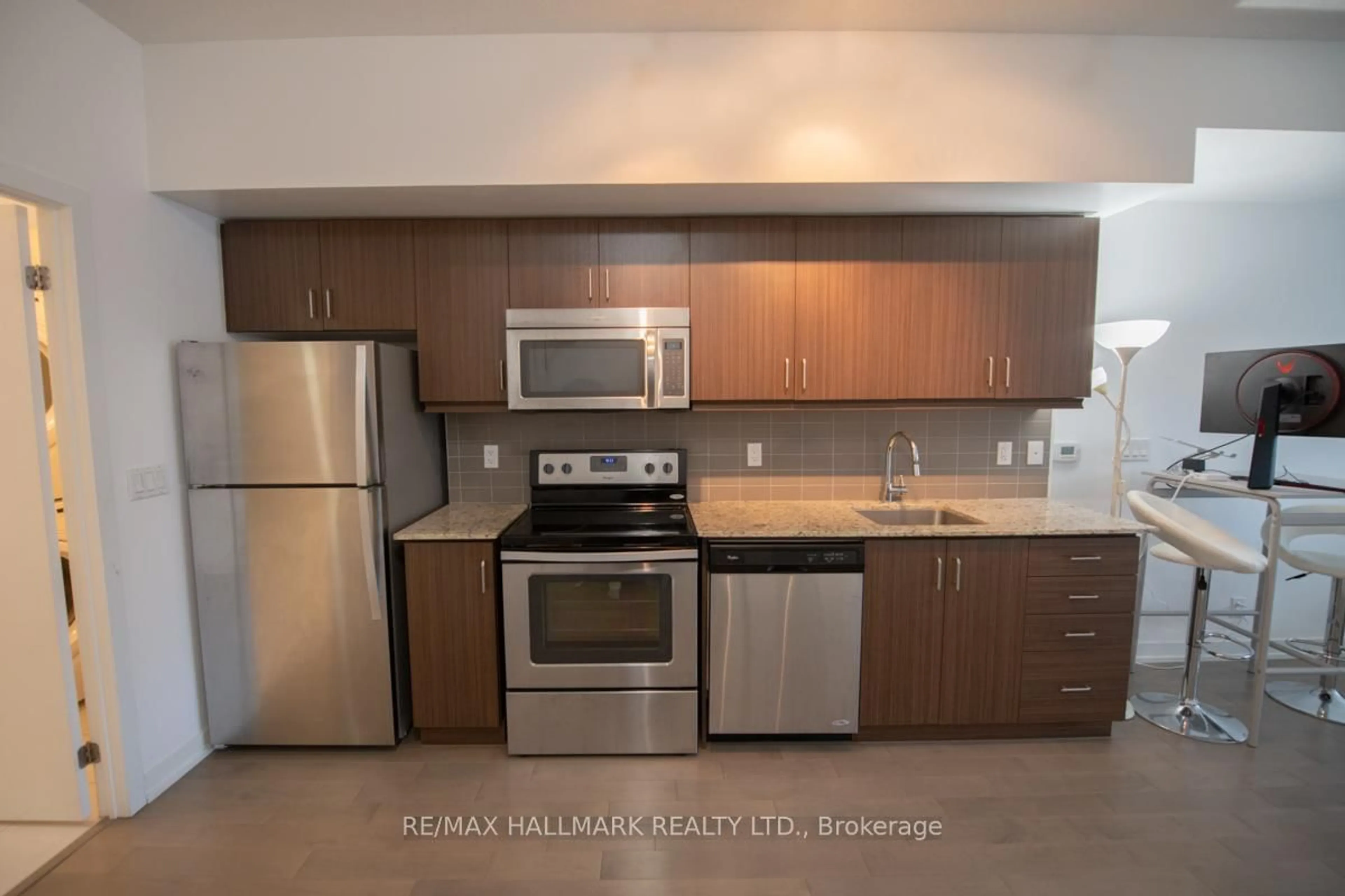 Standard kitchen, unknown for 10 Willison Sq #602, Toronto Ontario M5T 0A8