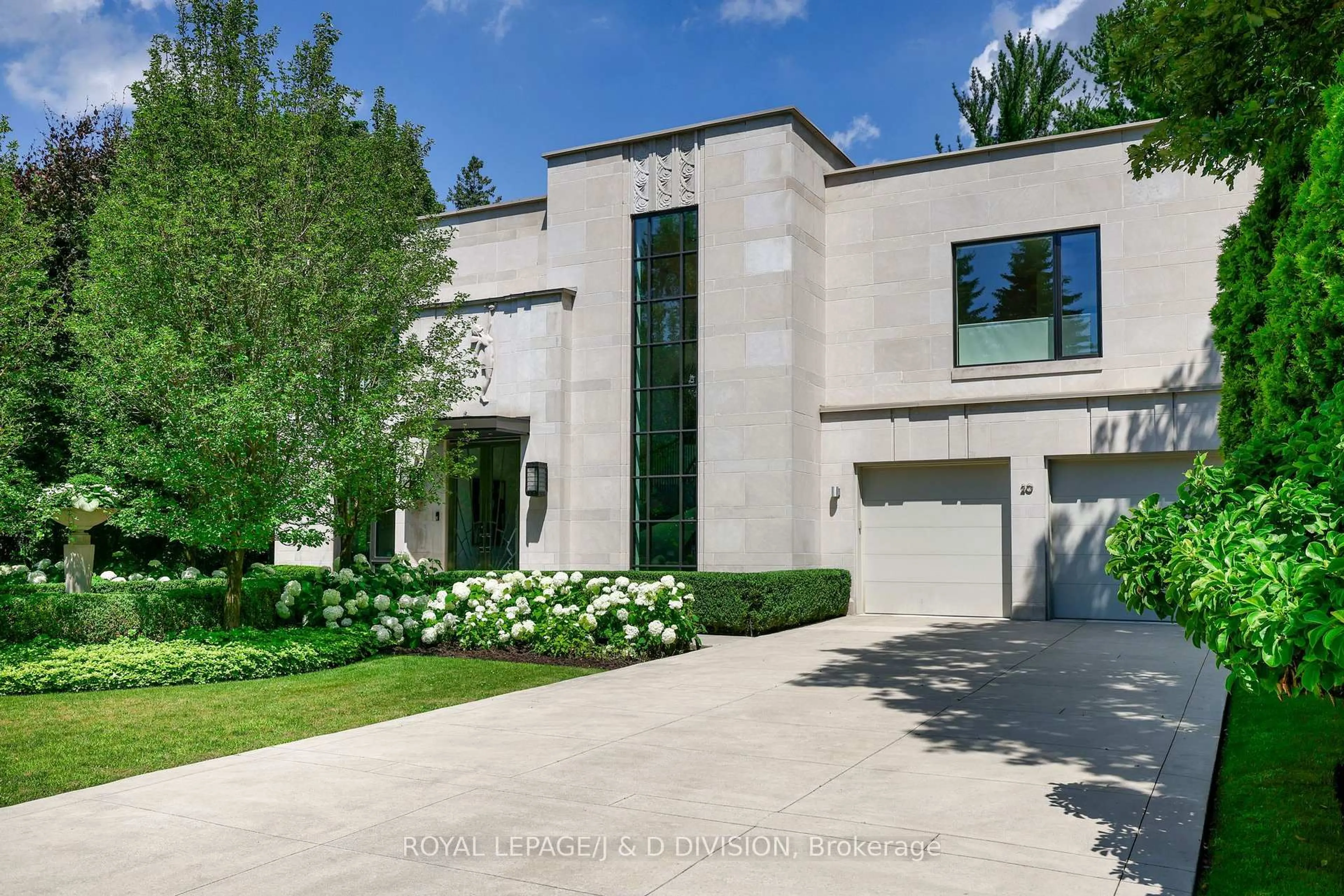 Home with brick exterior material, street for 20 Forest Glen Cres, Toronto Ontario M4N 2E8