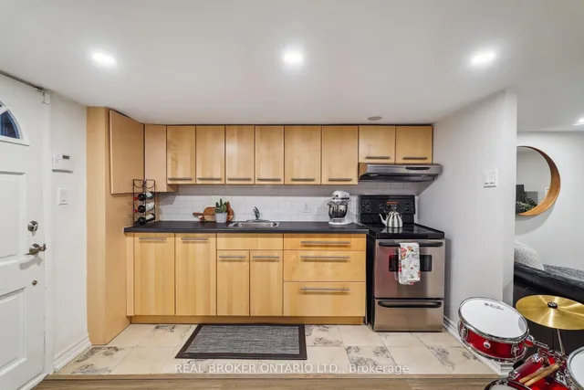 Additional property image - 20 Alma Ave