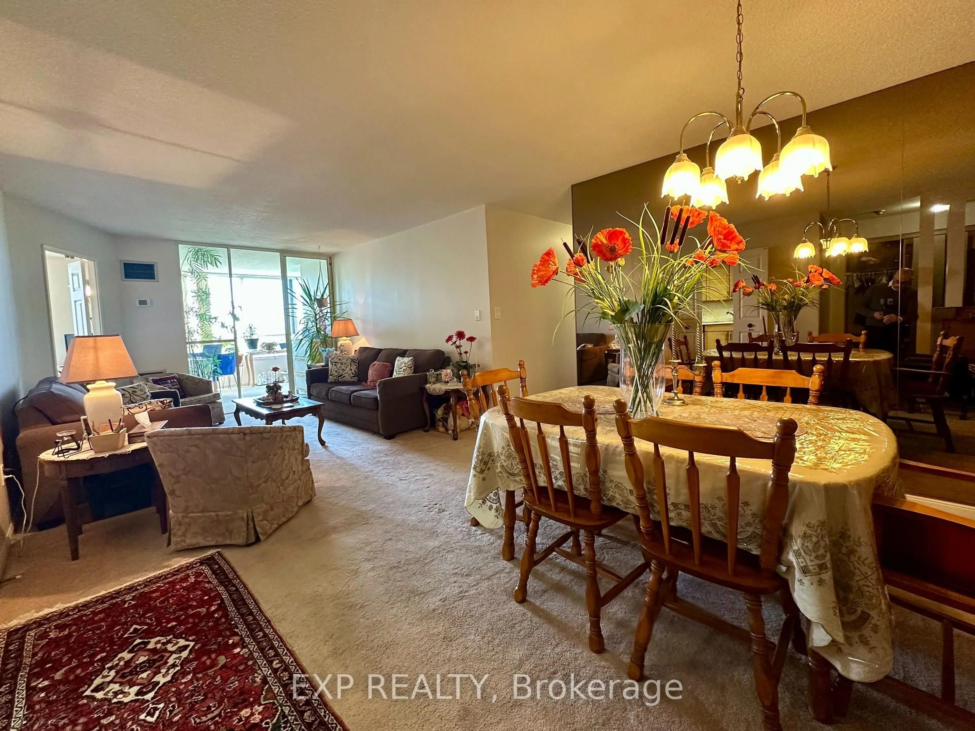Dining room, unknown for 5444 Yonge St #1204, Toronto Ontario M2N 6J4