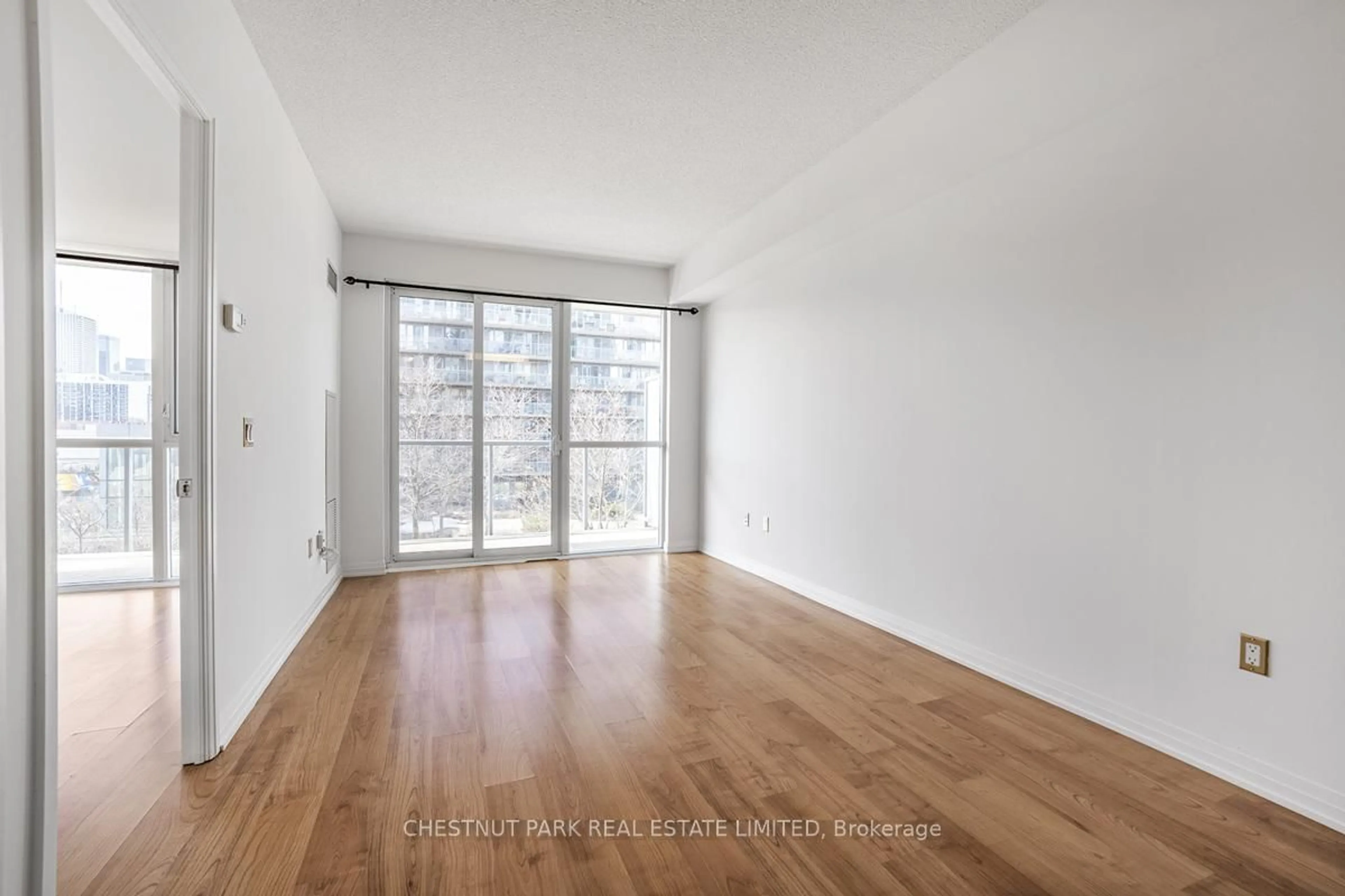 A pic of a room for 25 Cole St #525, Toronto Ontario M5A 4M3