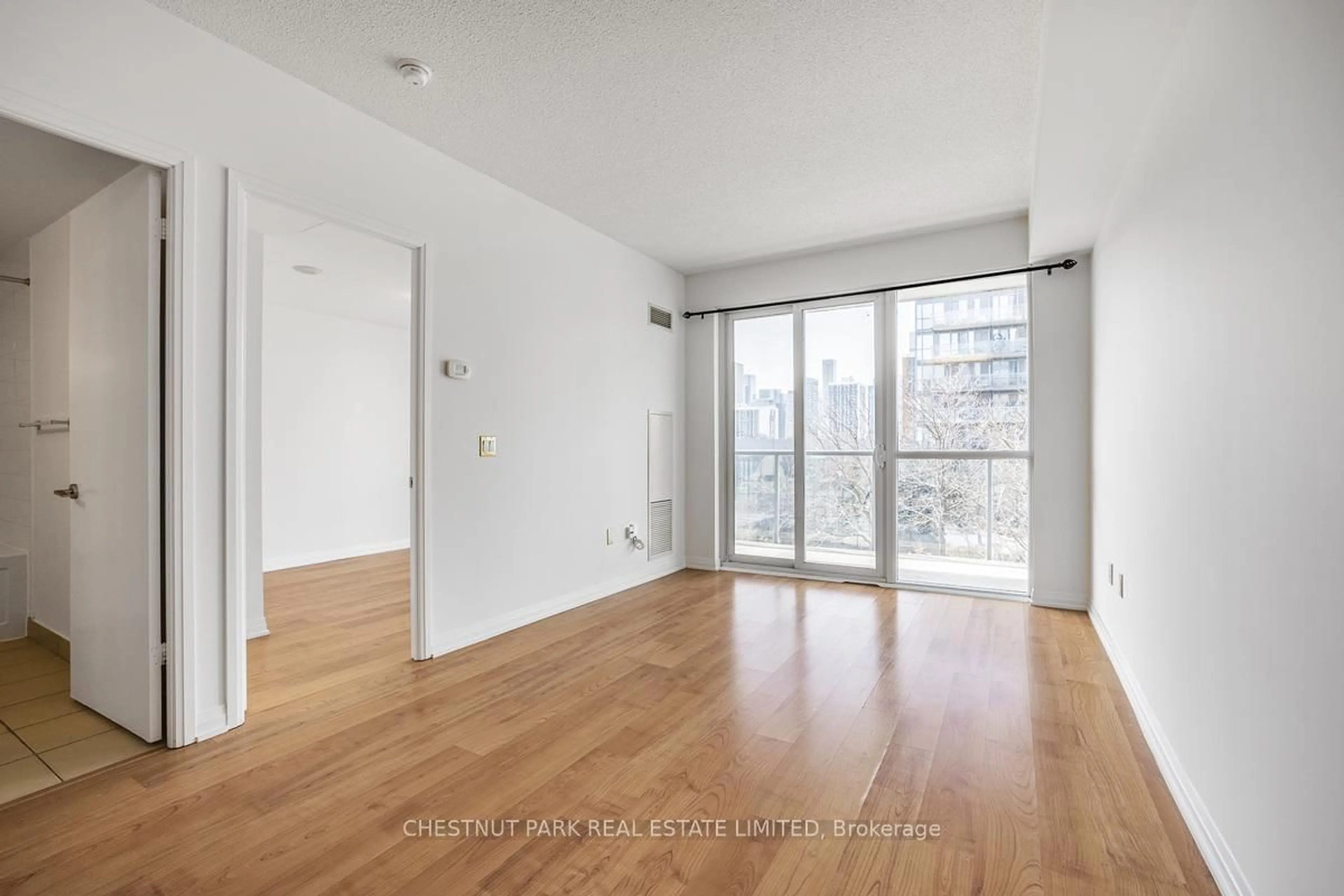 A pic of a room for 25 Cole St #525, Toronto Ontario M5A 4M3