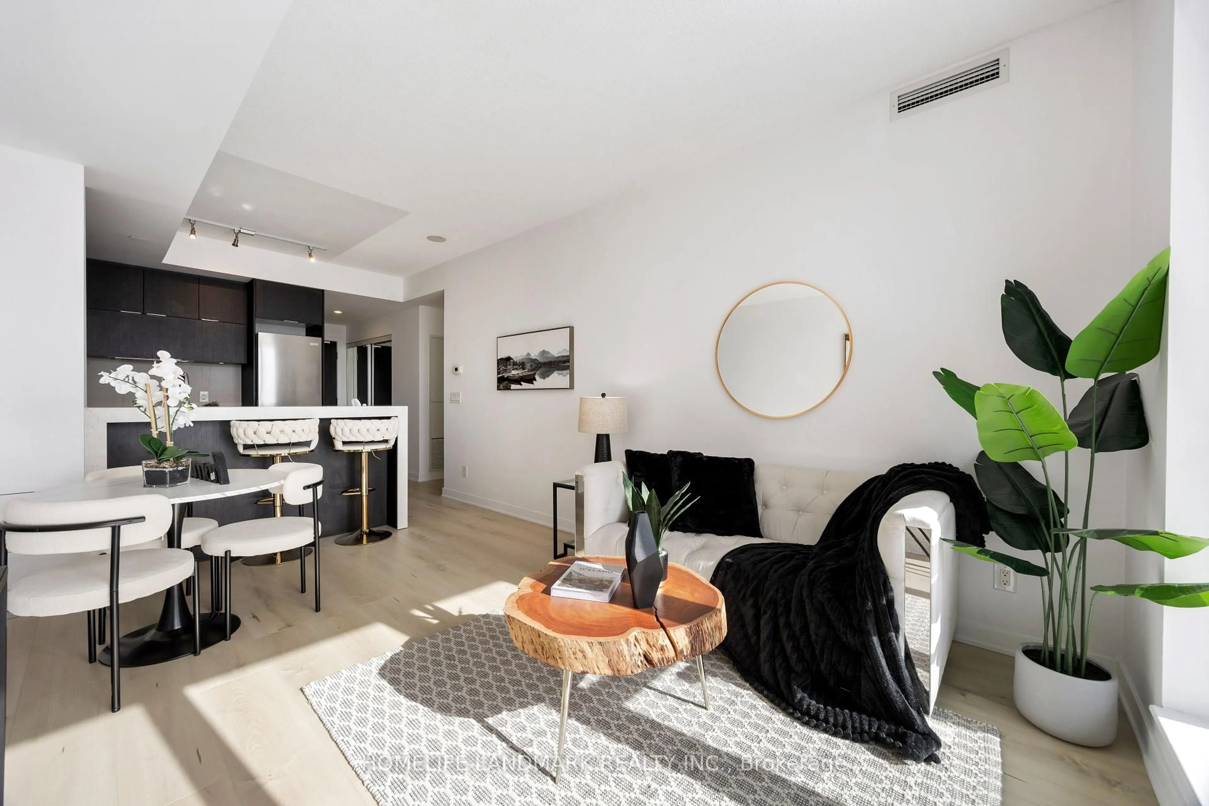 A pic of a room for 170 Sumach St #1803, Toronto Ontario M5A 0C3