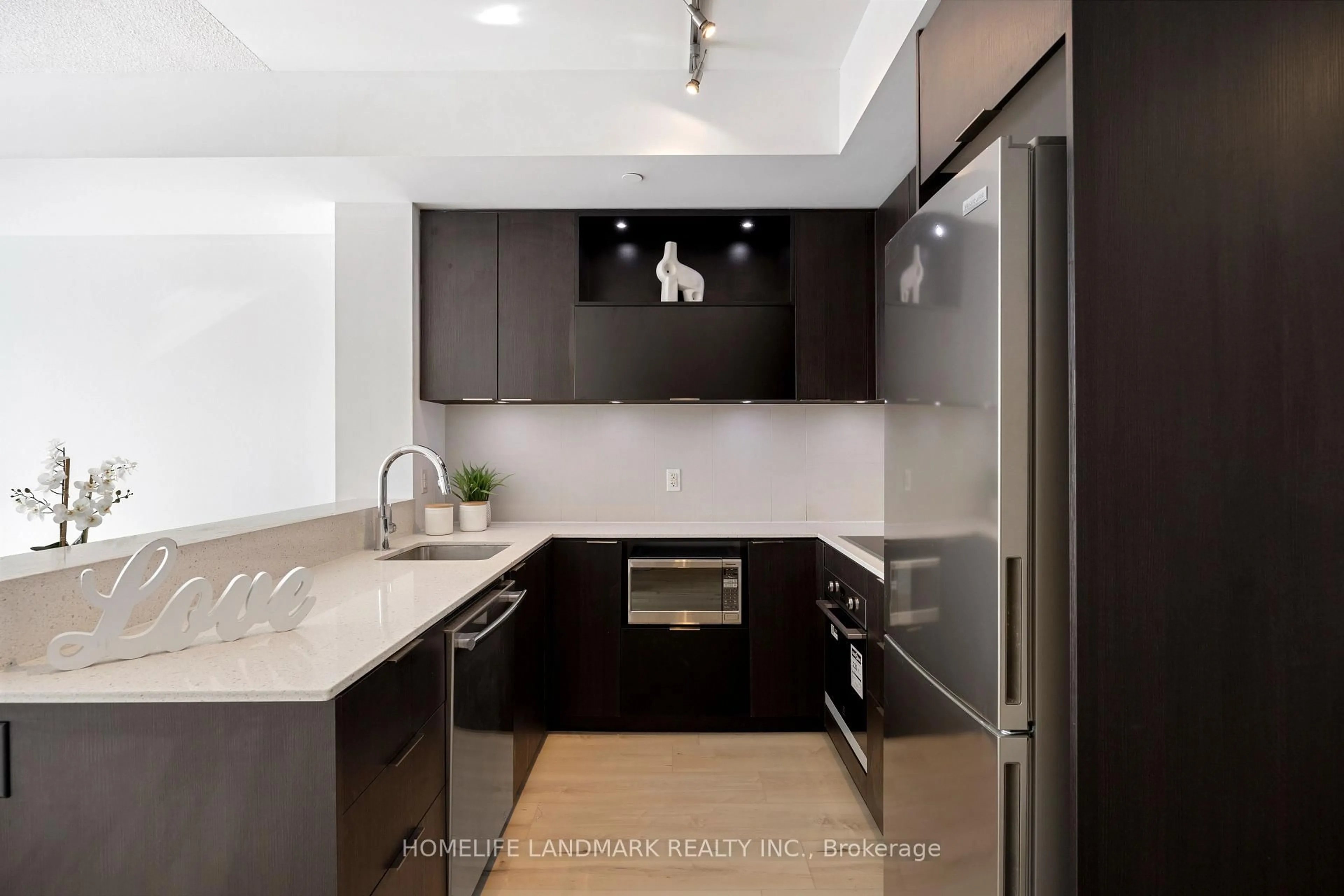 Unknown for 170 Sumach St #1803, Toronto Ontario M5A 0C3