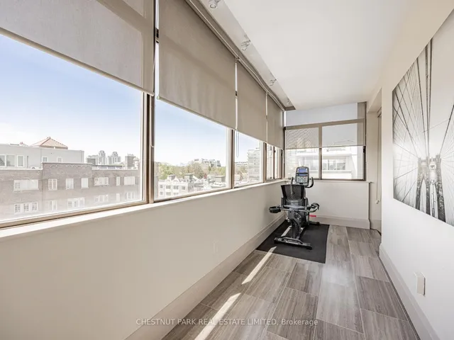 Additional property image - 423 Avenue Rd Unit 8