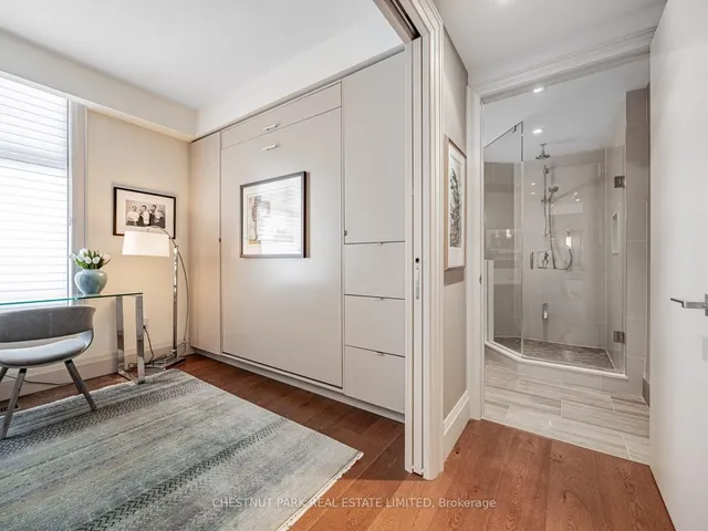 Additional property image - 423 Avenue Rd Unit 8