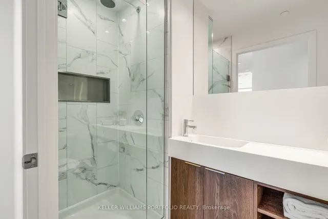 Additional property image - 20 Richardson St Unit 2810