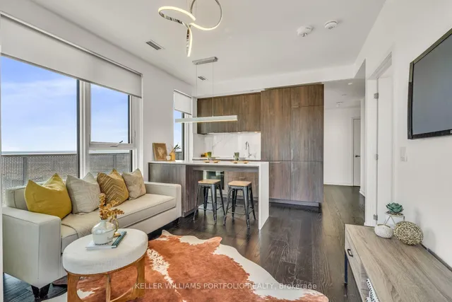 Additional property image - 20 Richardson St Unit 2810