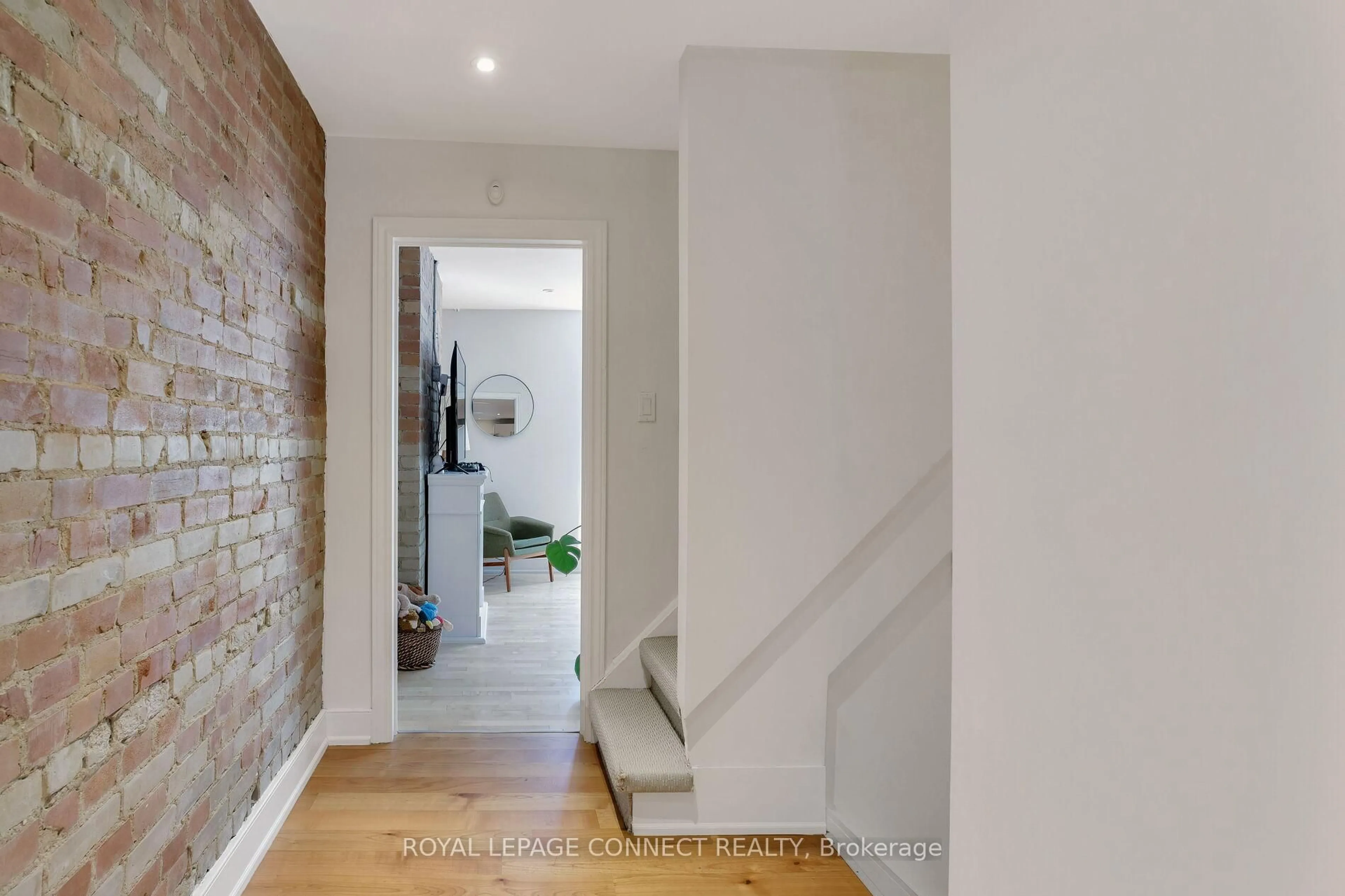 Indoor entryway for 278 St. Clarens Ave, Toronto Ontario M6H 3W3