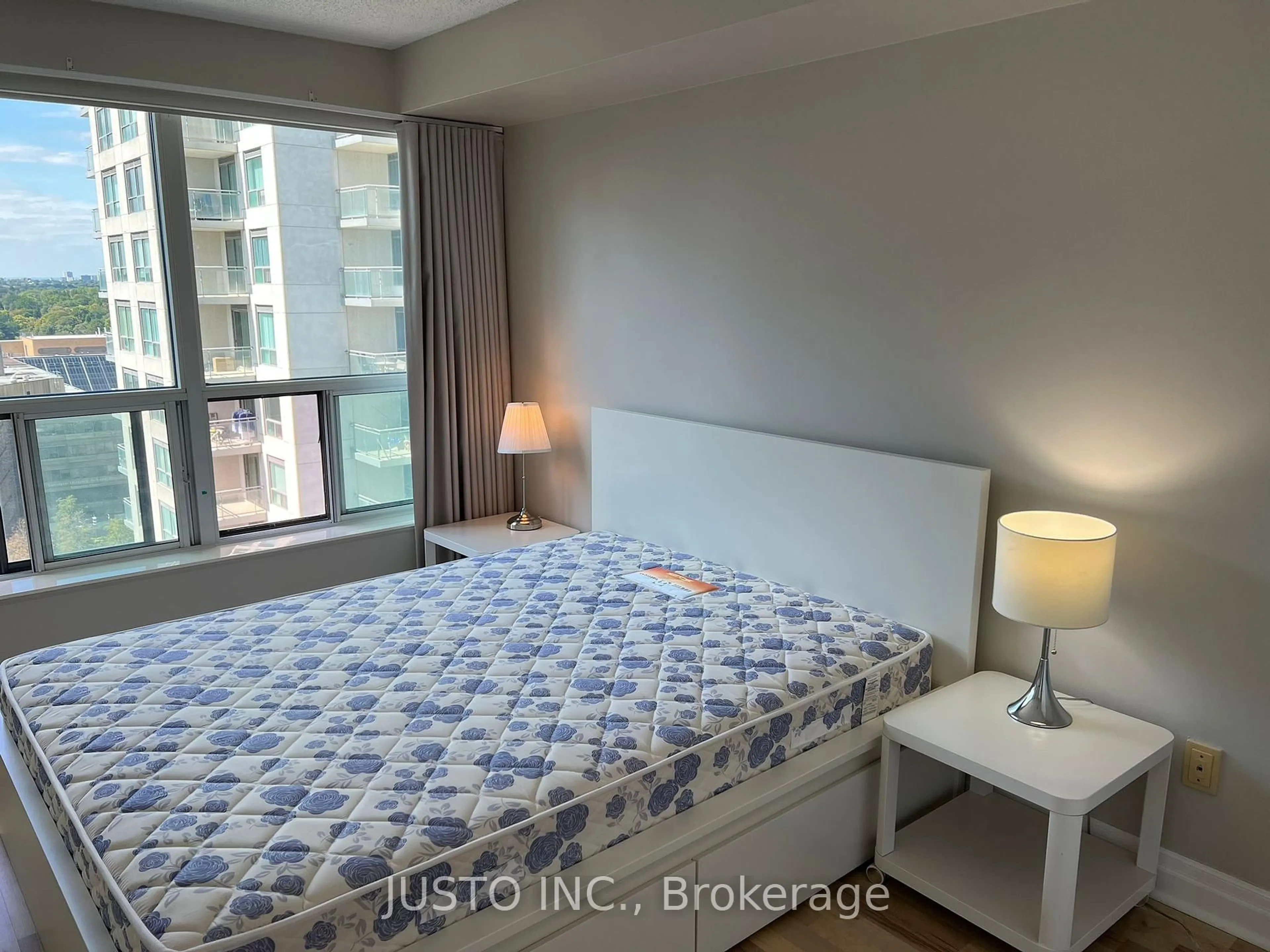 Bedroom with bed, unknown for 188 Doris Ave #1818, Toronto Ontario M2N 6Z5