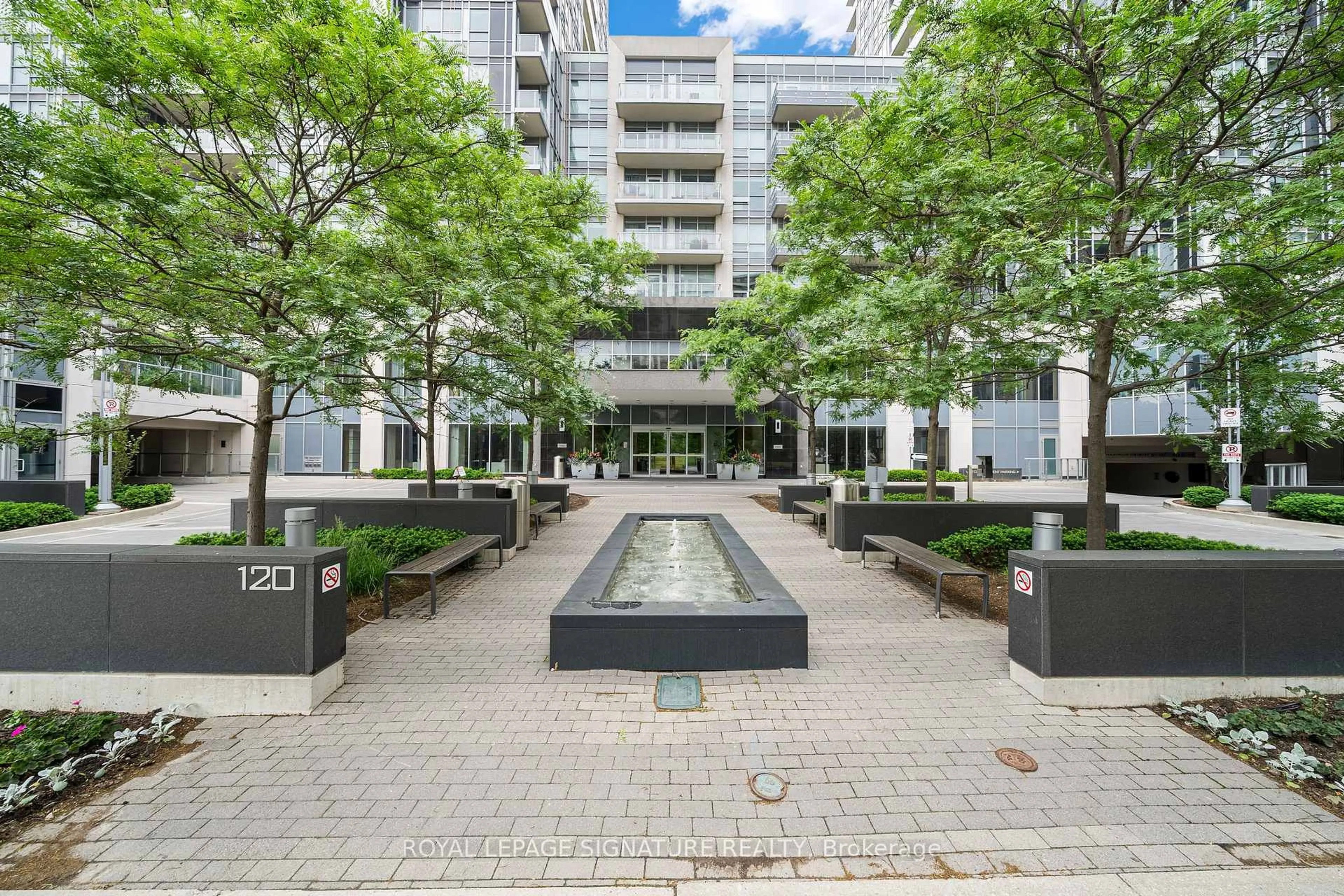 Patio, street for 120 Harrison Garden Blvd #312, Toronto Ontario M2N 0H1