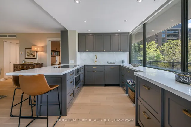 Additional property image - 20 Avoca Ave Unit 301