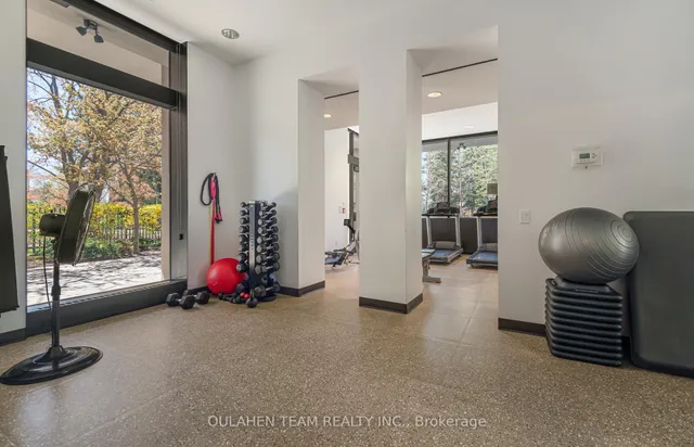 Additional property image - 20 Avoca Ave Unit 301