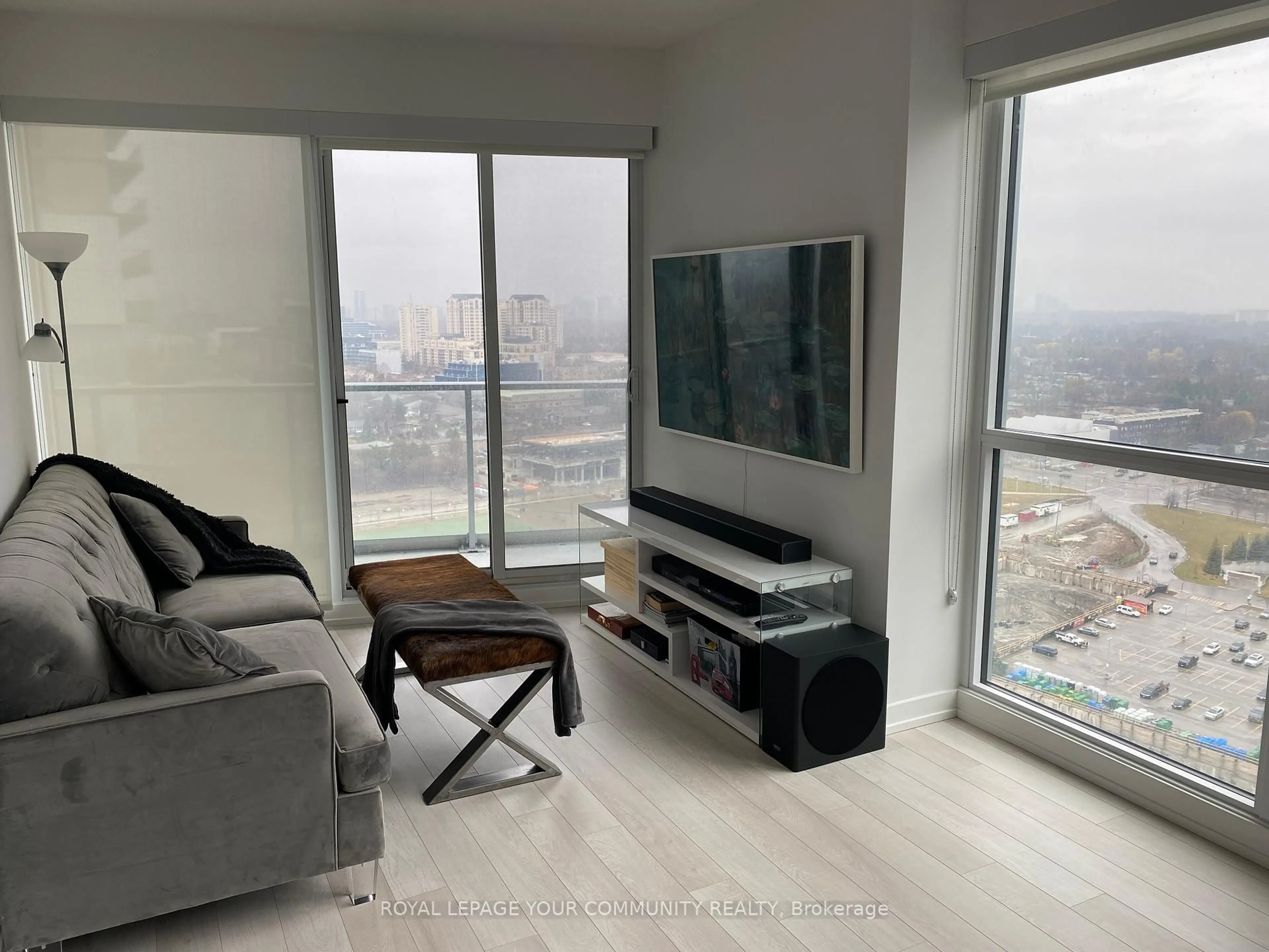 A pic of a room for 115 McMahon Dr #2703, Toronto Ontario M2K 0E3