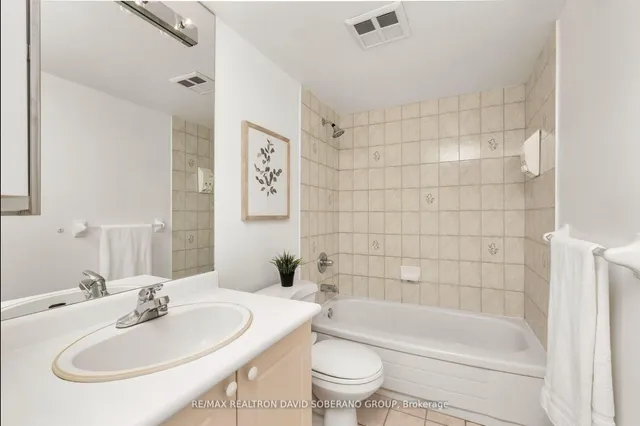 Additional property image - 256 Doris Ave Unit 507