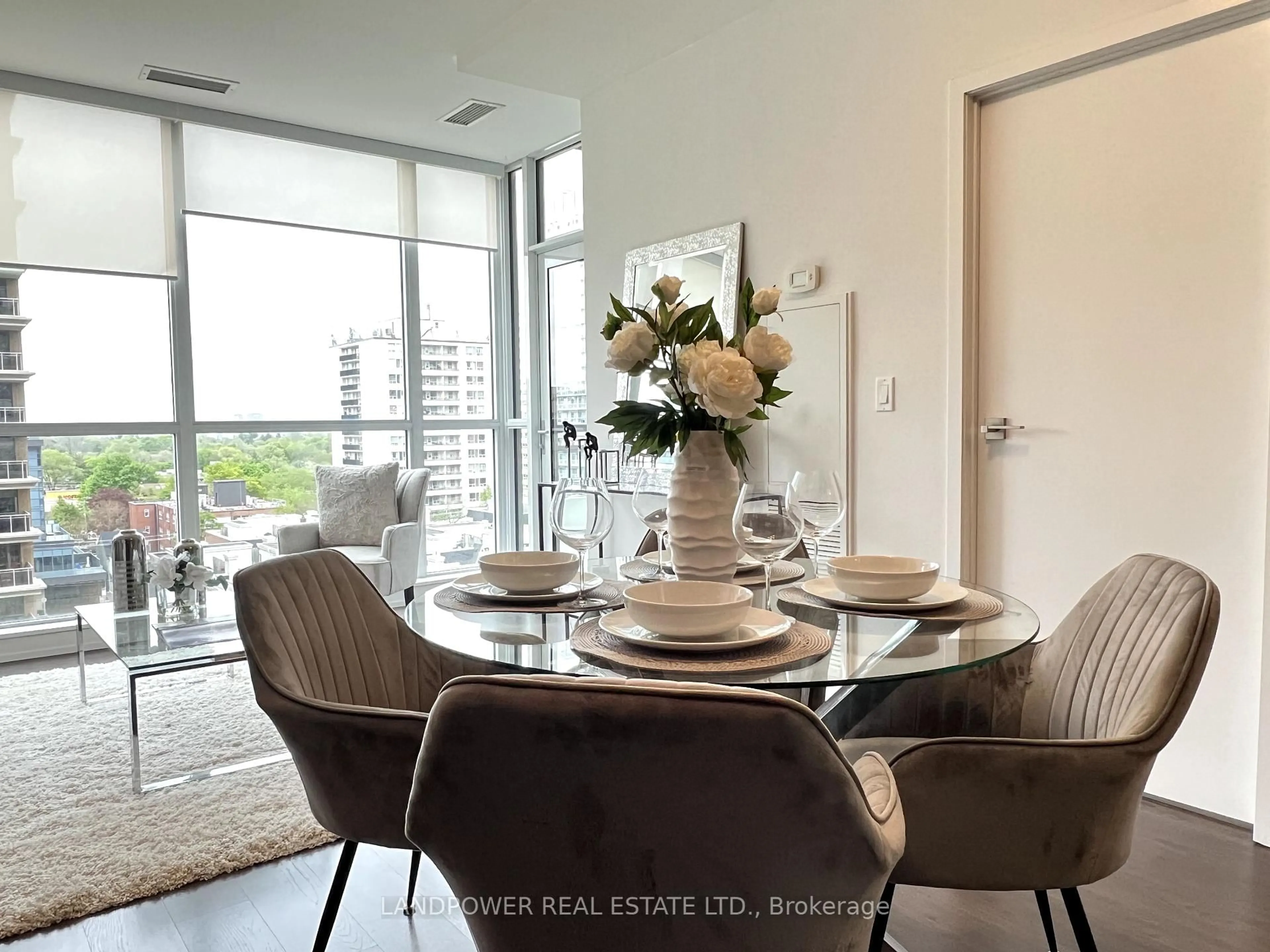 Dining room, unknown for 98 Lillian St #718, Toronto Ontario M4S 0A5