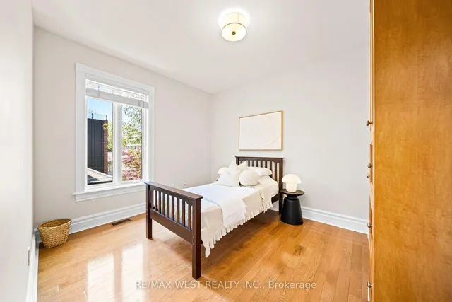 Additional property image - 14 Shannon St
