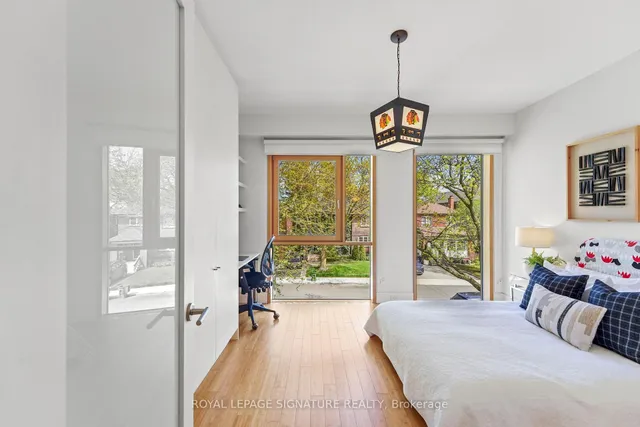 Additional property image - 215 Bowood Ave