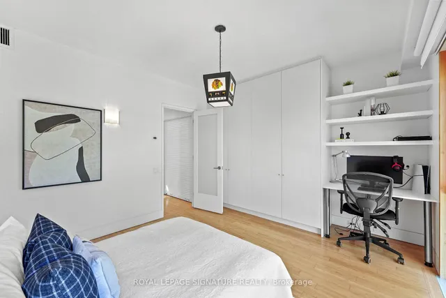 Additional property image - 215 Bowood Ave