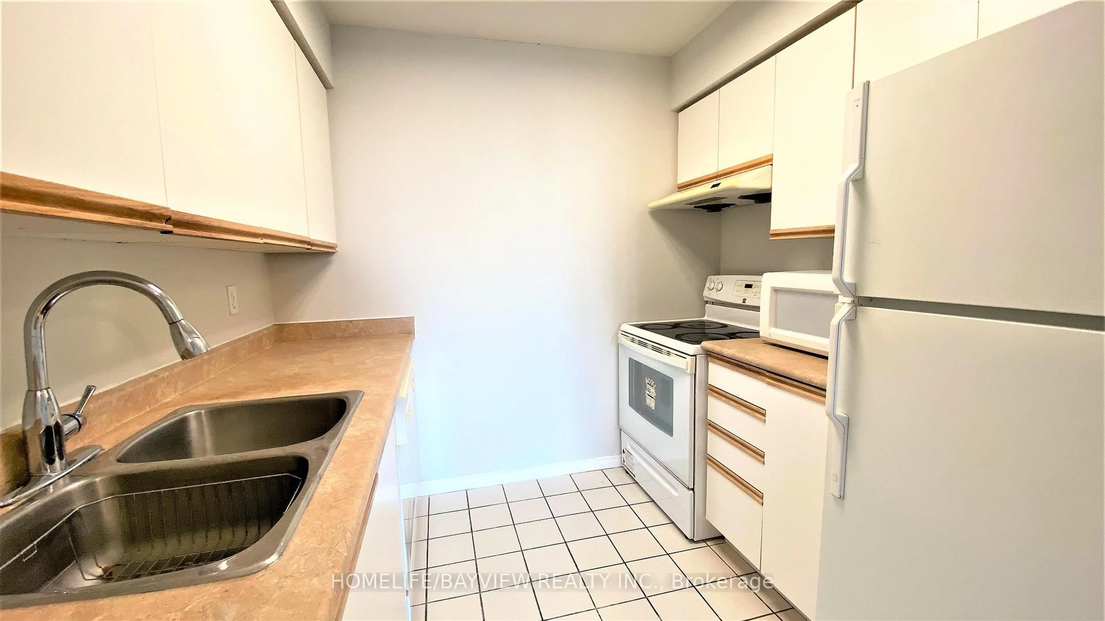 Standard kitchen, unknown for 18 Hillcrest Ave #1708, Toronto Ontario M2N 6T5