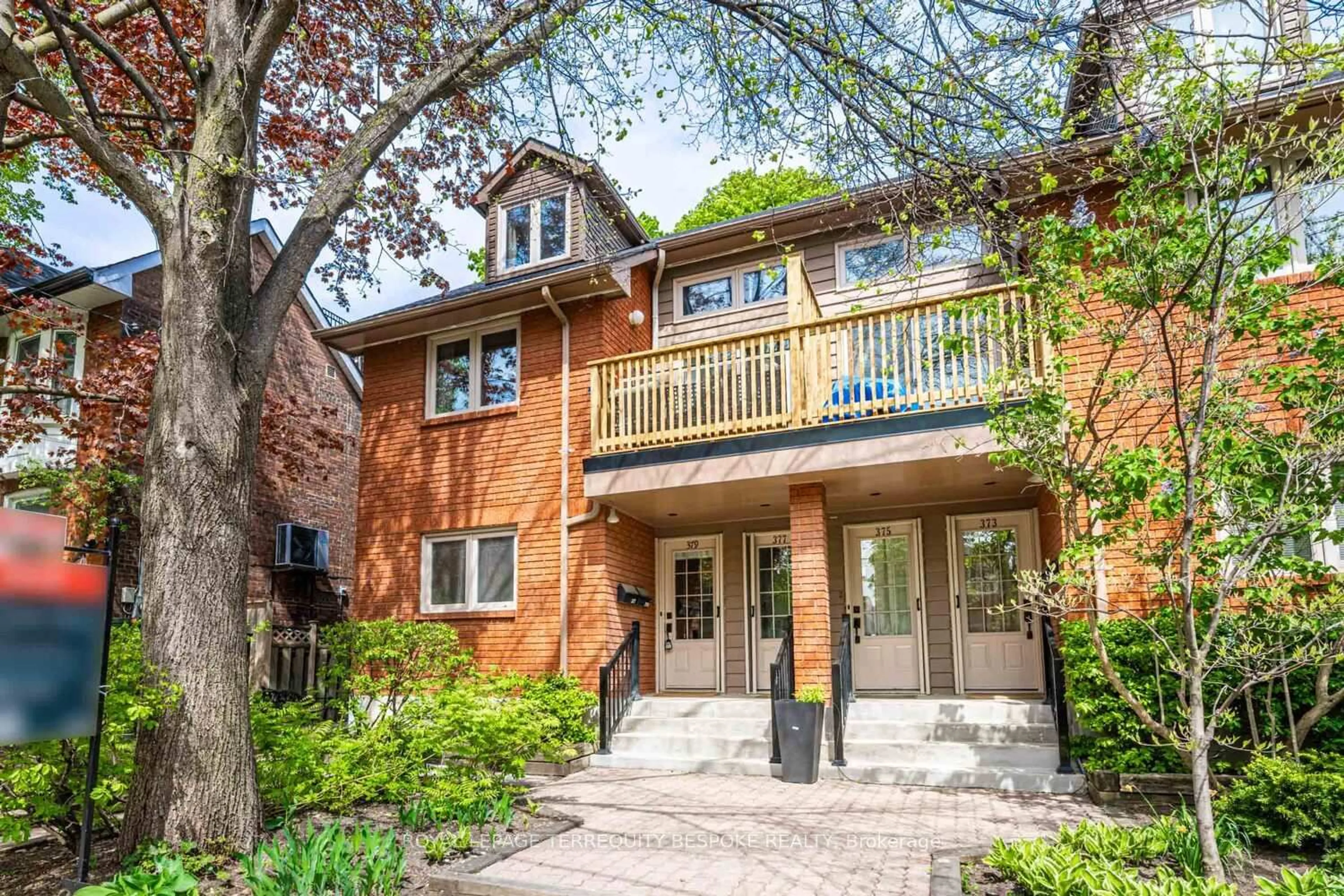 Home with brick exterior material, street for 379 Albany Ave, Toronto Ontario M5R 3E2