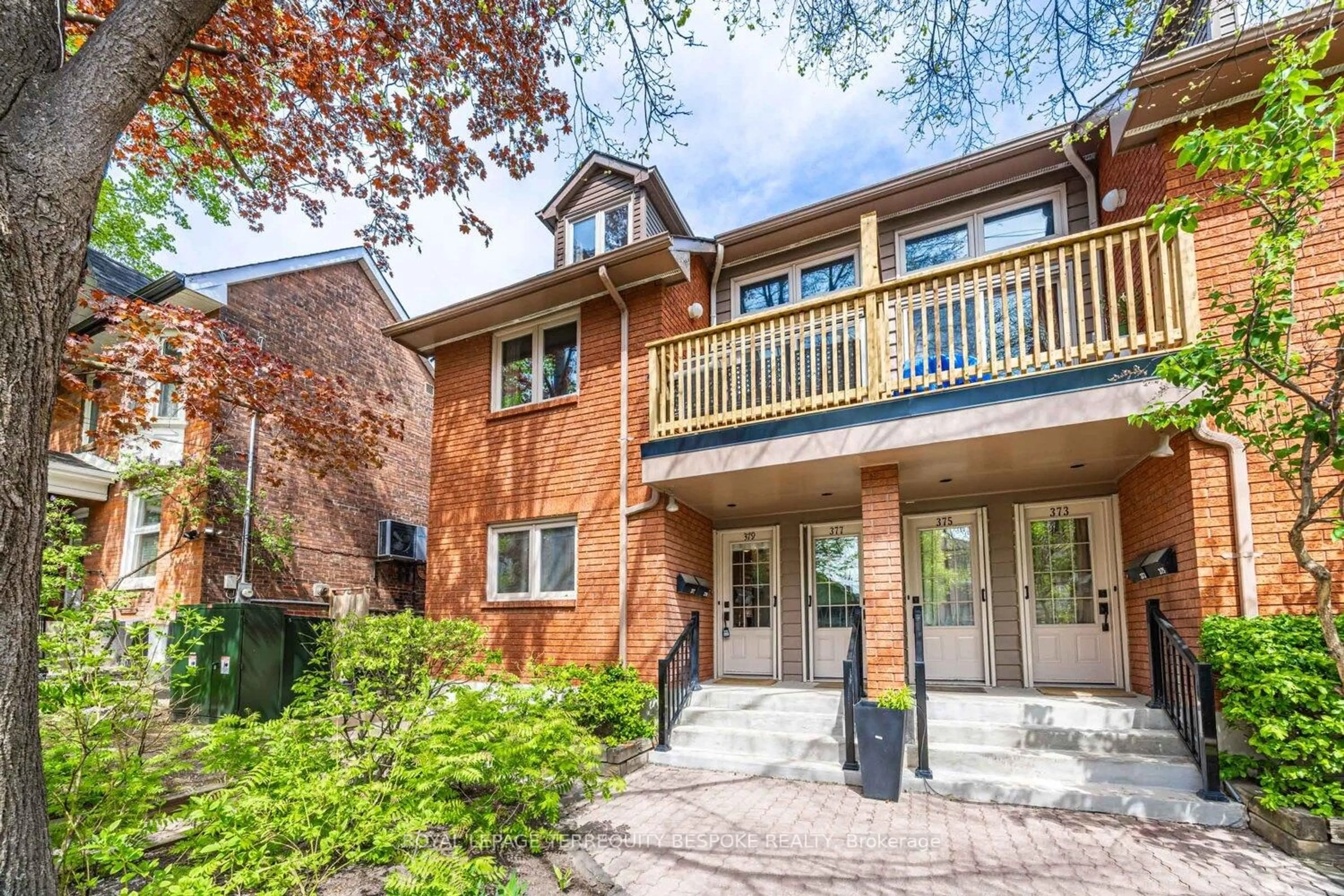 Home with brick exterior material, street for 379 Albany Ave, Toronto Ontario M5R 3E2