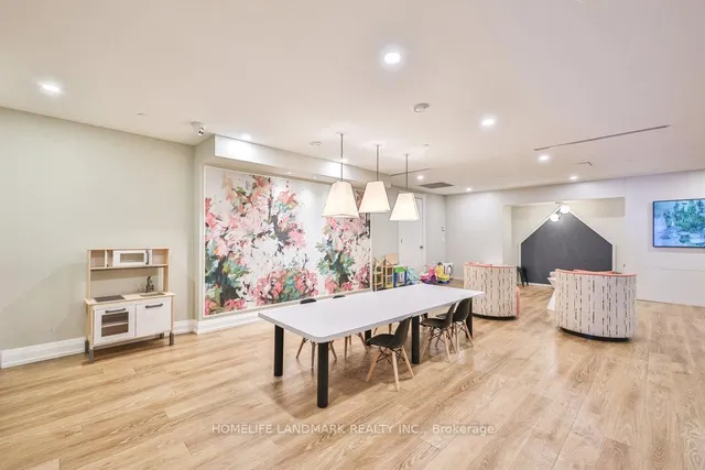 Additional property image - 7 Brunel Crt