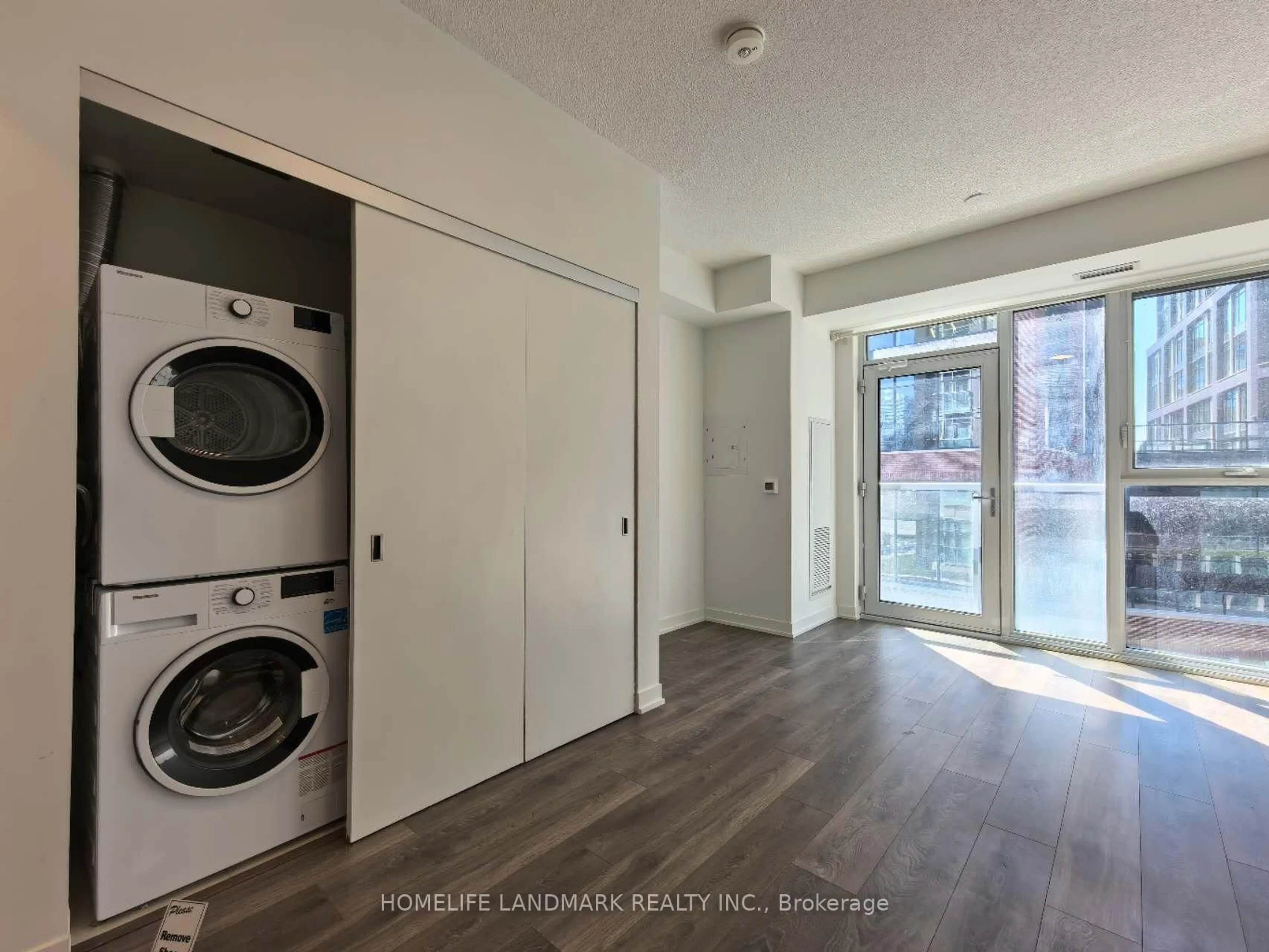 Laundry room for 20 Richardson St #409, Toronto Ontario M5A 4J9