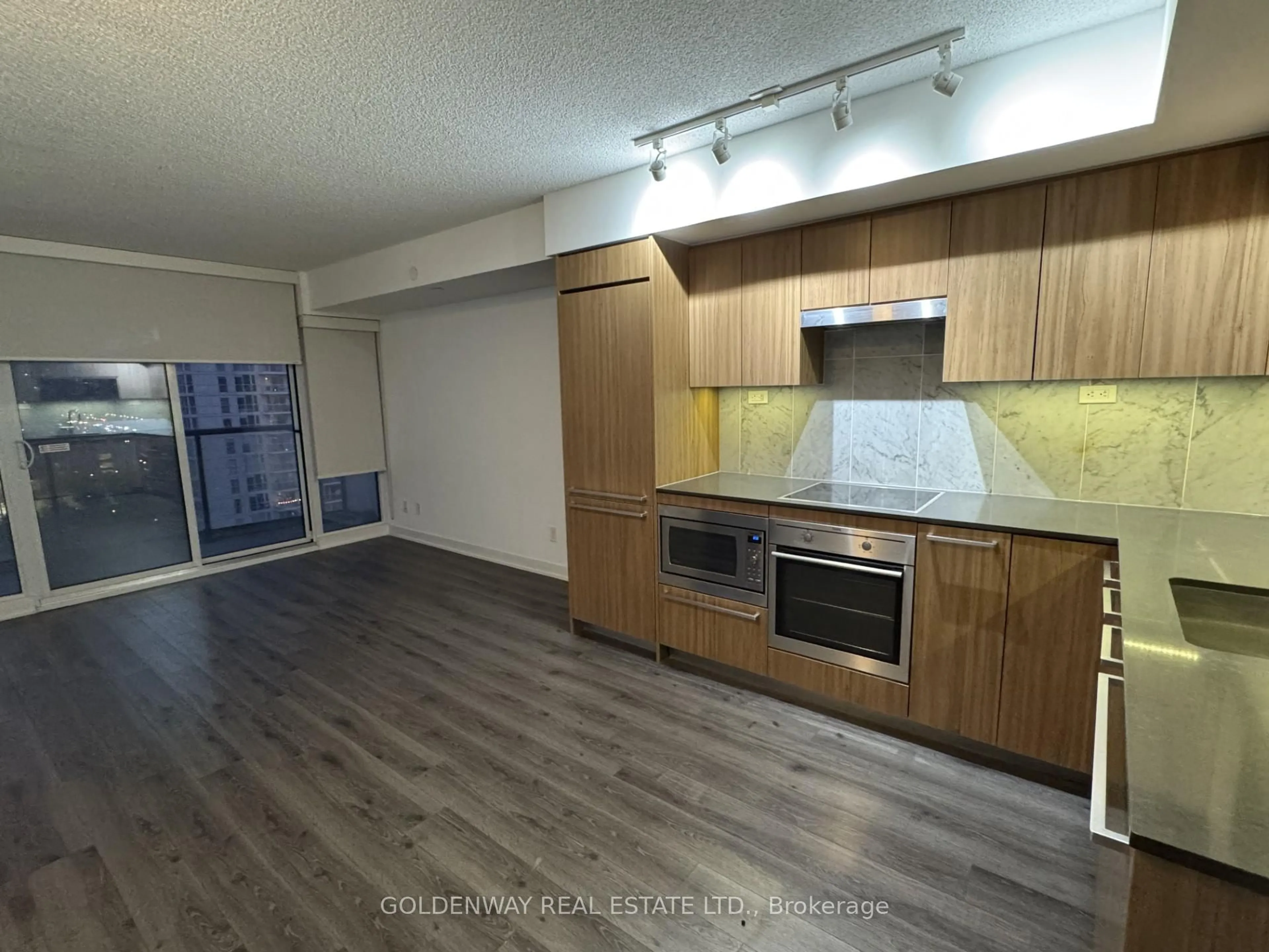 Unknown for 70 Queens Wharf Rd #1609, Toronto Ontario M5V 0J2