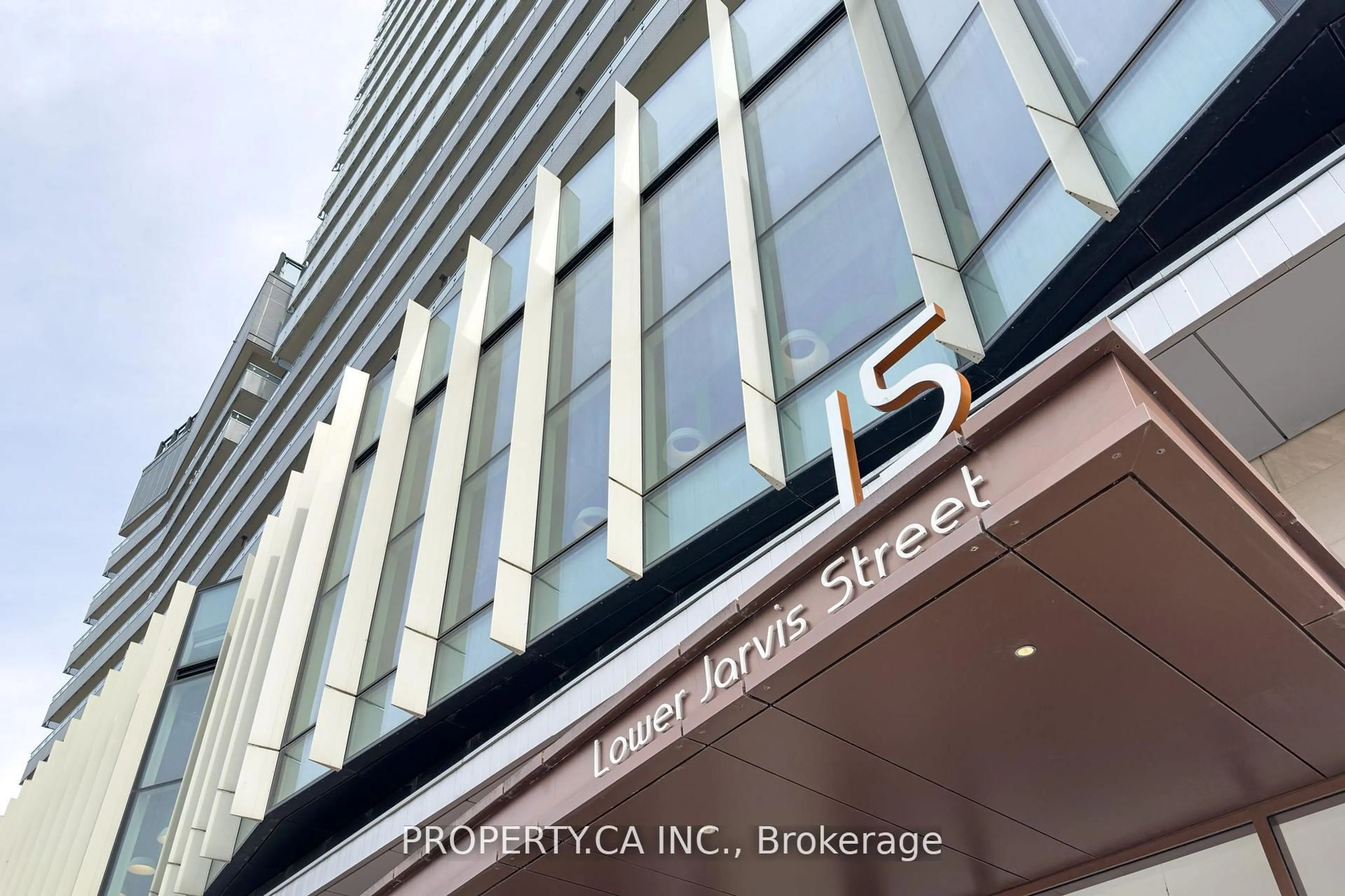 Indoor foyer for 15 Lower Jarvis St #4005, Toronto Ontario M5E 1R7
