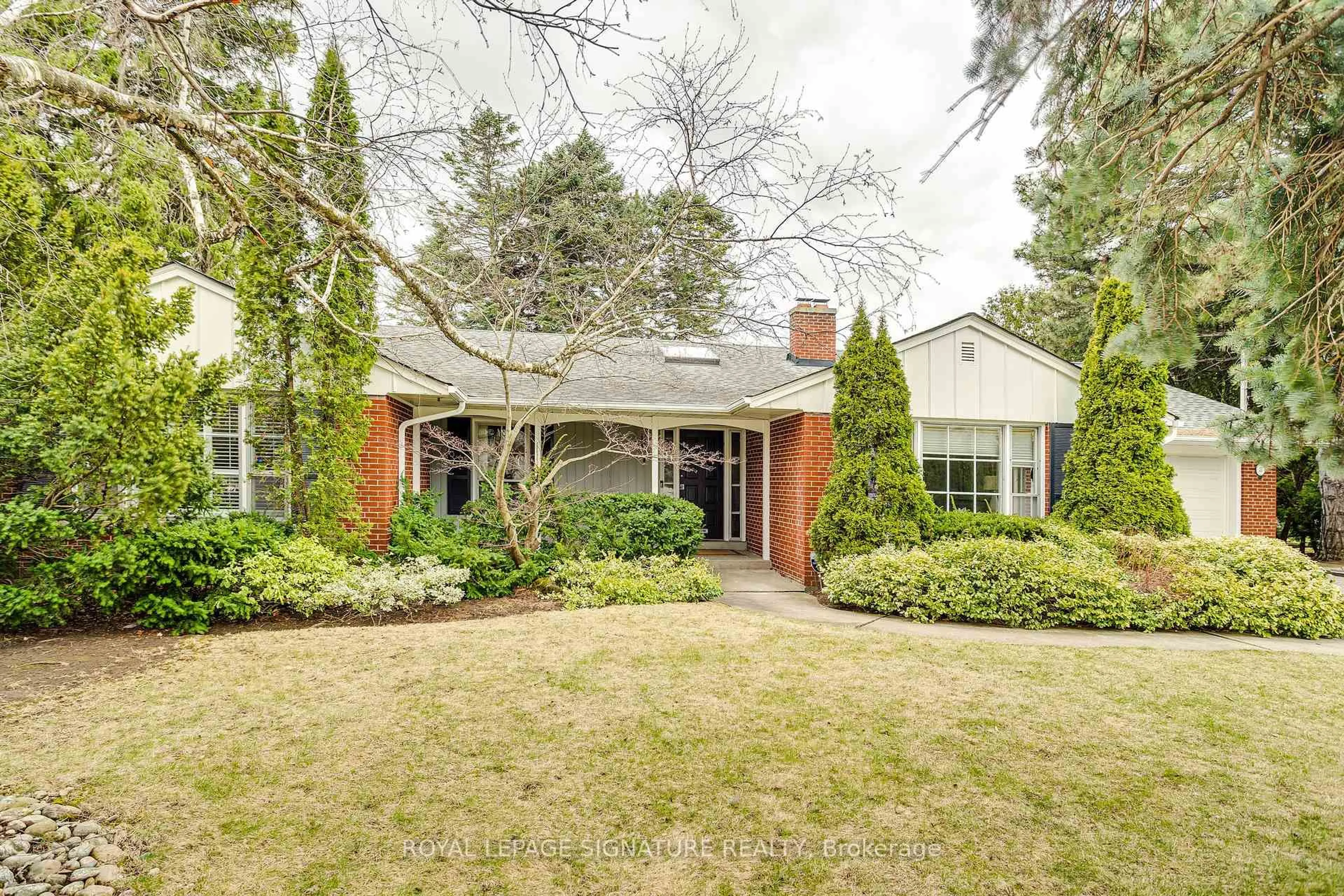 Home with brick exterior material, street for 8 Honeywell Pl, Toronto Ontario M2L 1Y3