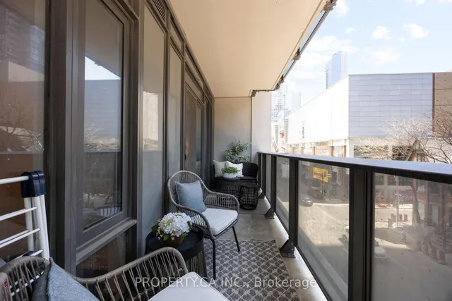 Additional property image - 330 Richmond St Unit 319