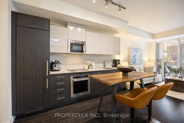 Additional property image - 330 Richmond St Unit 319