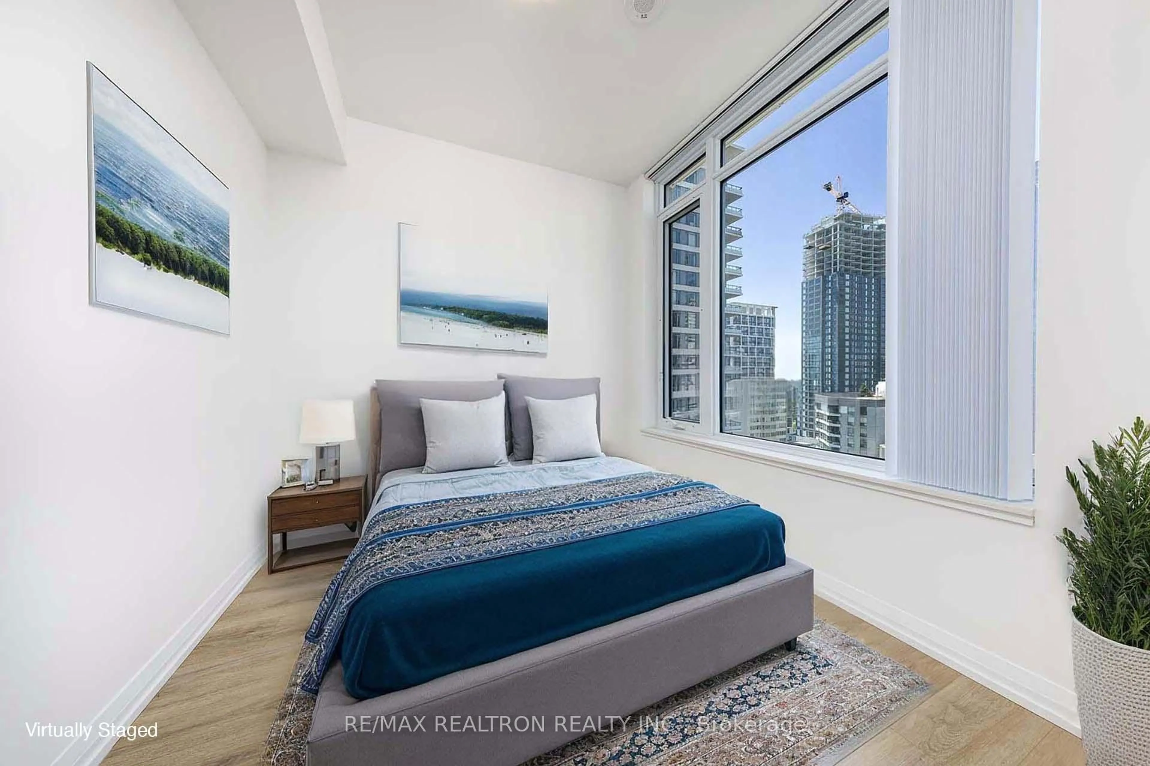 Bedroom with bed, unknown for 50 Dunfield Ave #1917, Toronto Ontario M4S 0E4