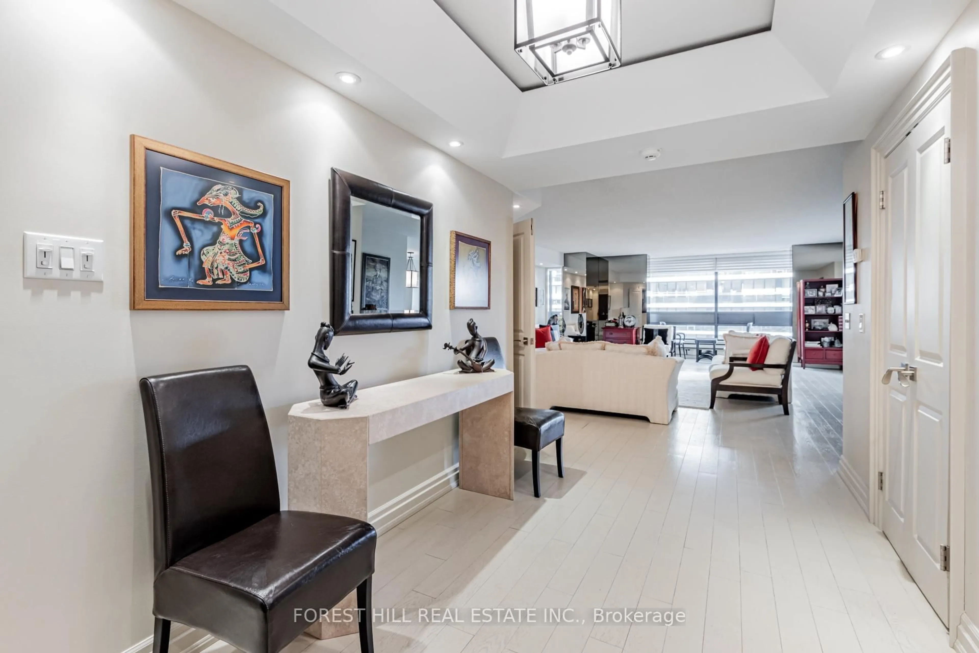 Unknown for 55 Prince Arthur Ave #901, Toronto Ontario M5R 1B3