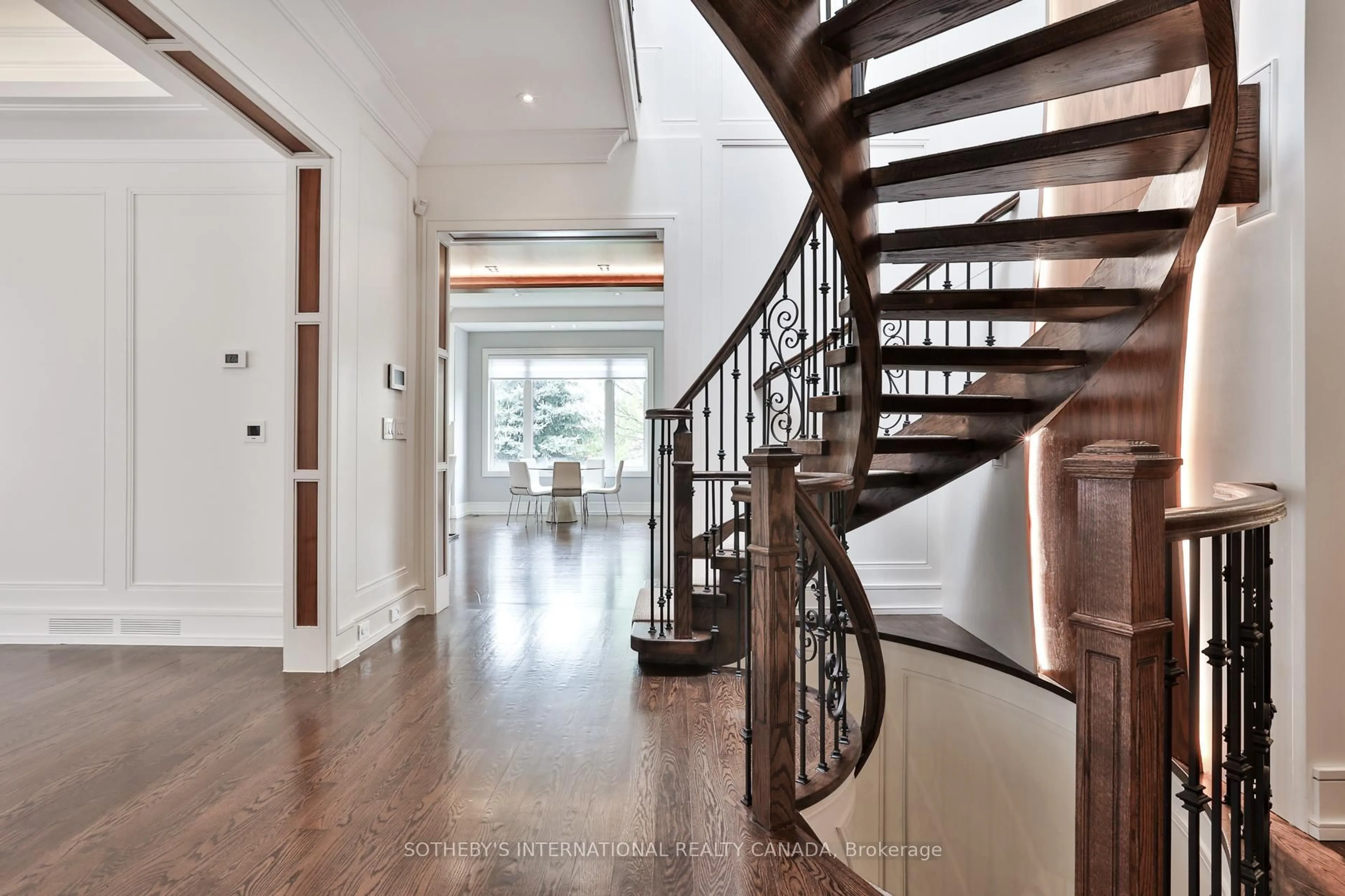 Unknown for 128 Park Home Ave, Toronto Ontario M2N 1W8