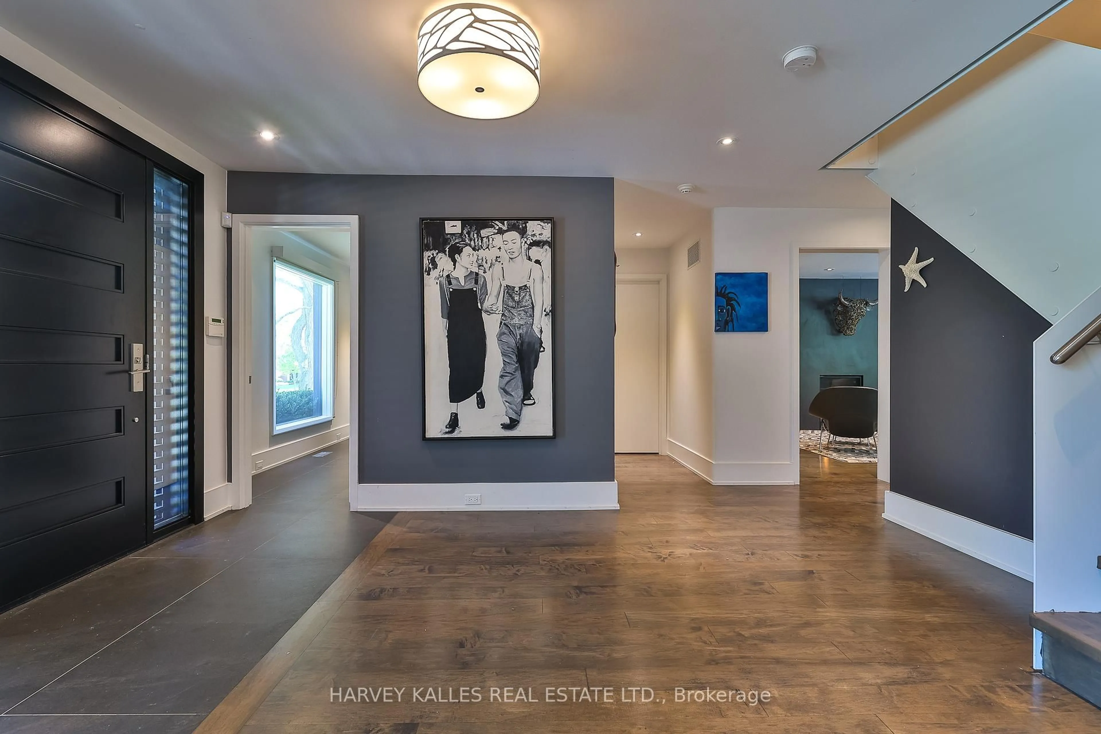 Indoor entryway for 4 Kimloch Cres, Toronto Ontario M3B 2J6