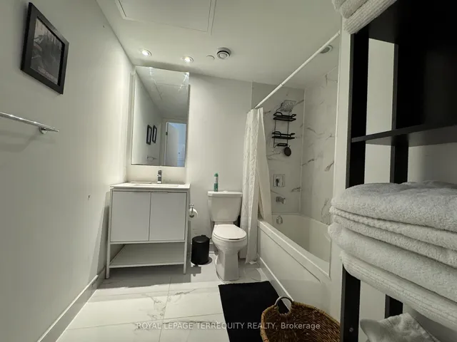 Additional property image - 77 Shuter St Unit 1701