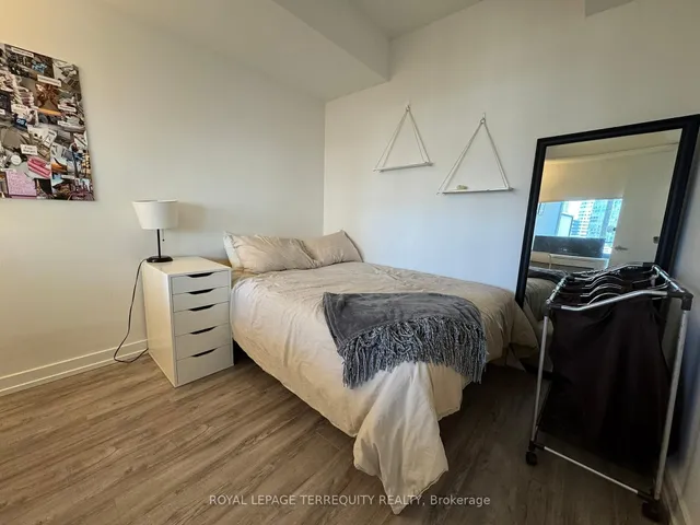 Additional property image - 77 Shuter St Unit 1701