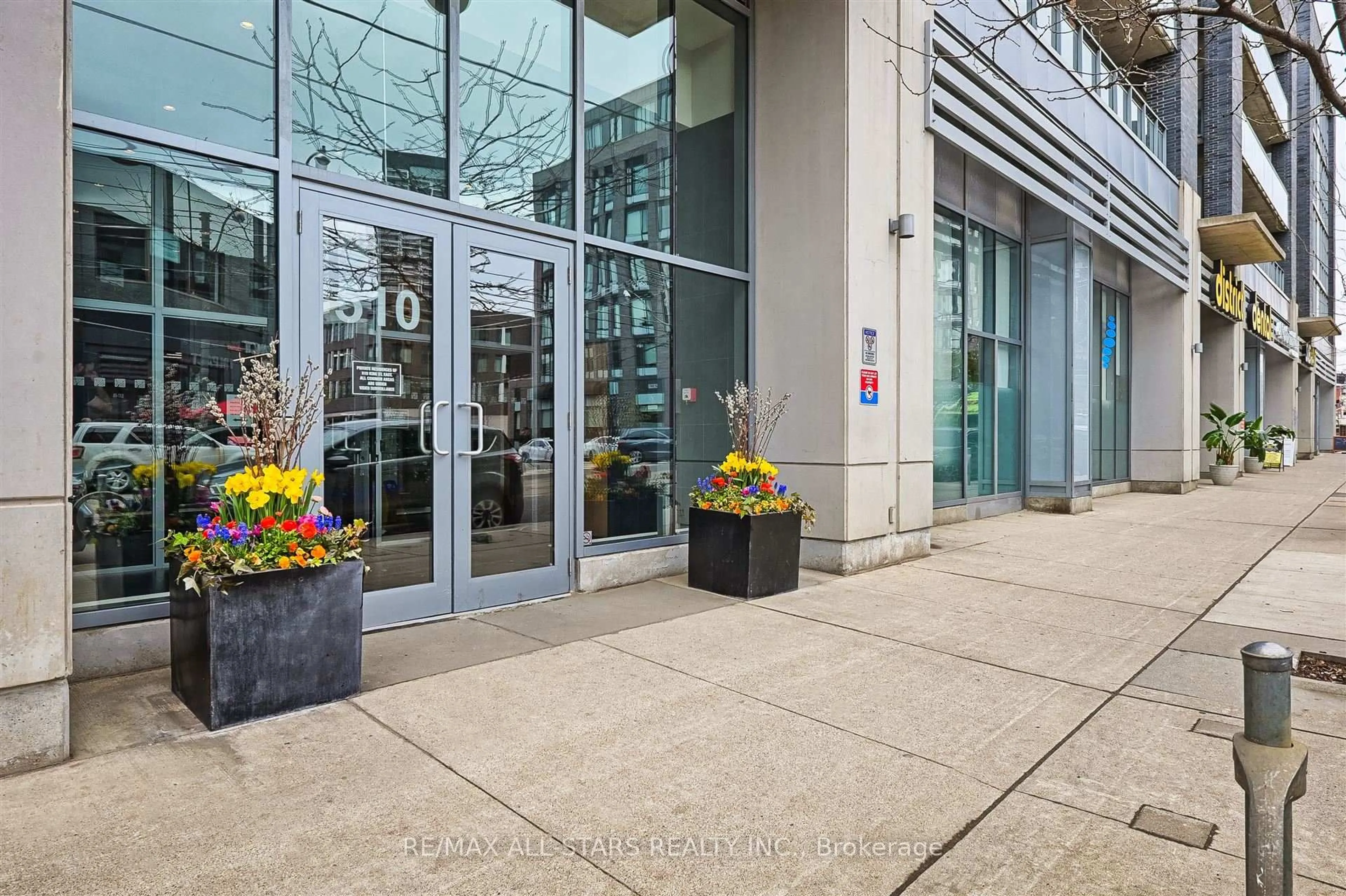 Unknown for 510 King St #608, Toronto Ontario M5A 1M1