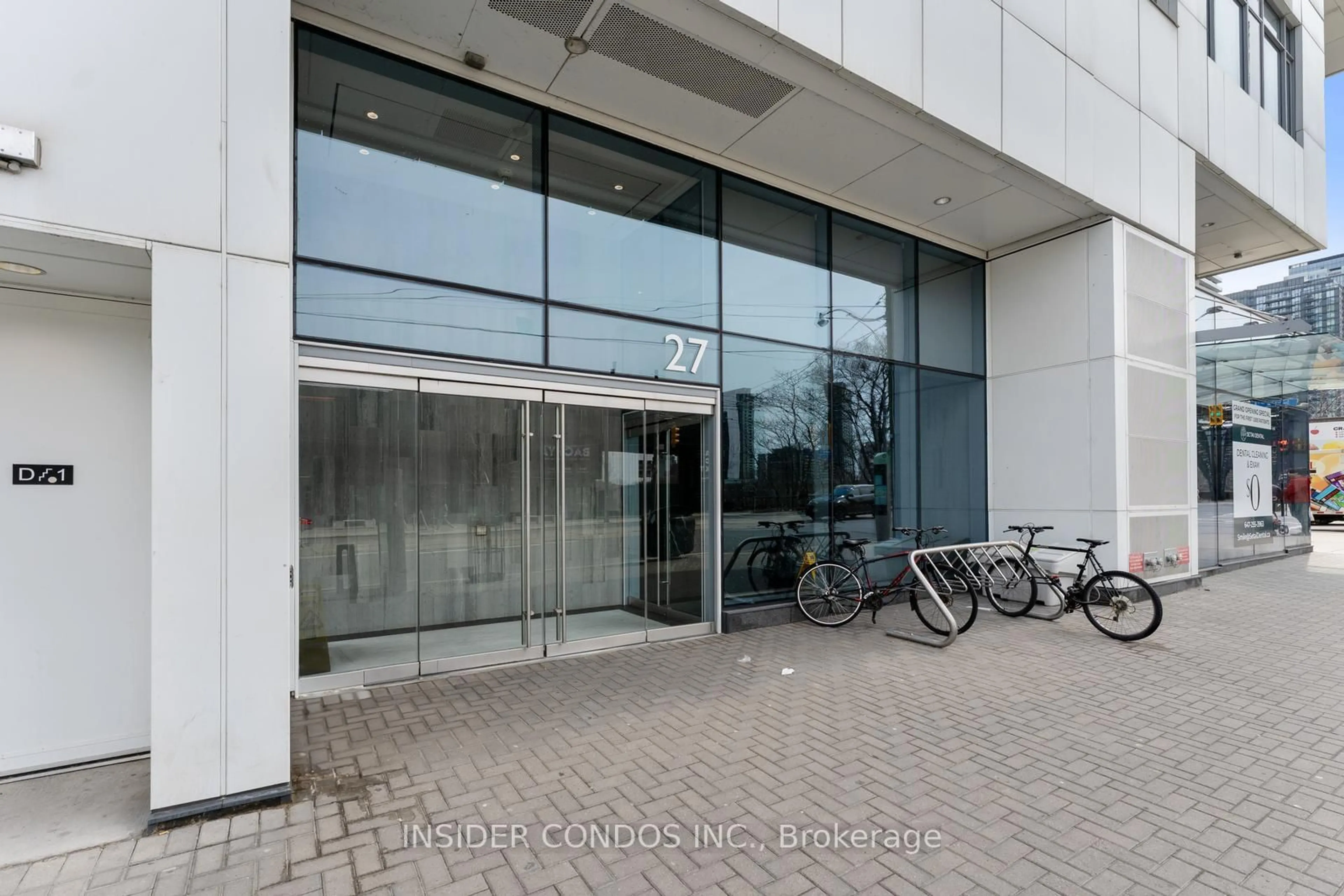 Indoor foyer for 27 Bathurst St #1203, Toronto Ontario M5V 0R1