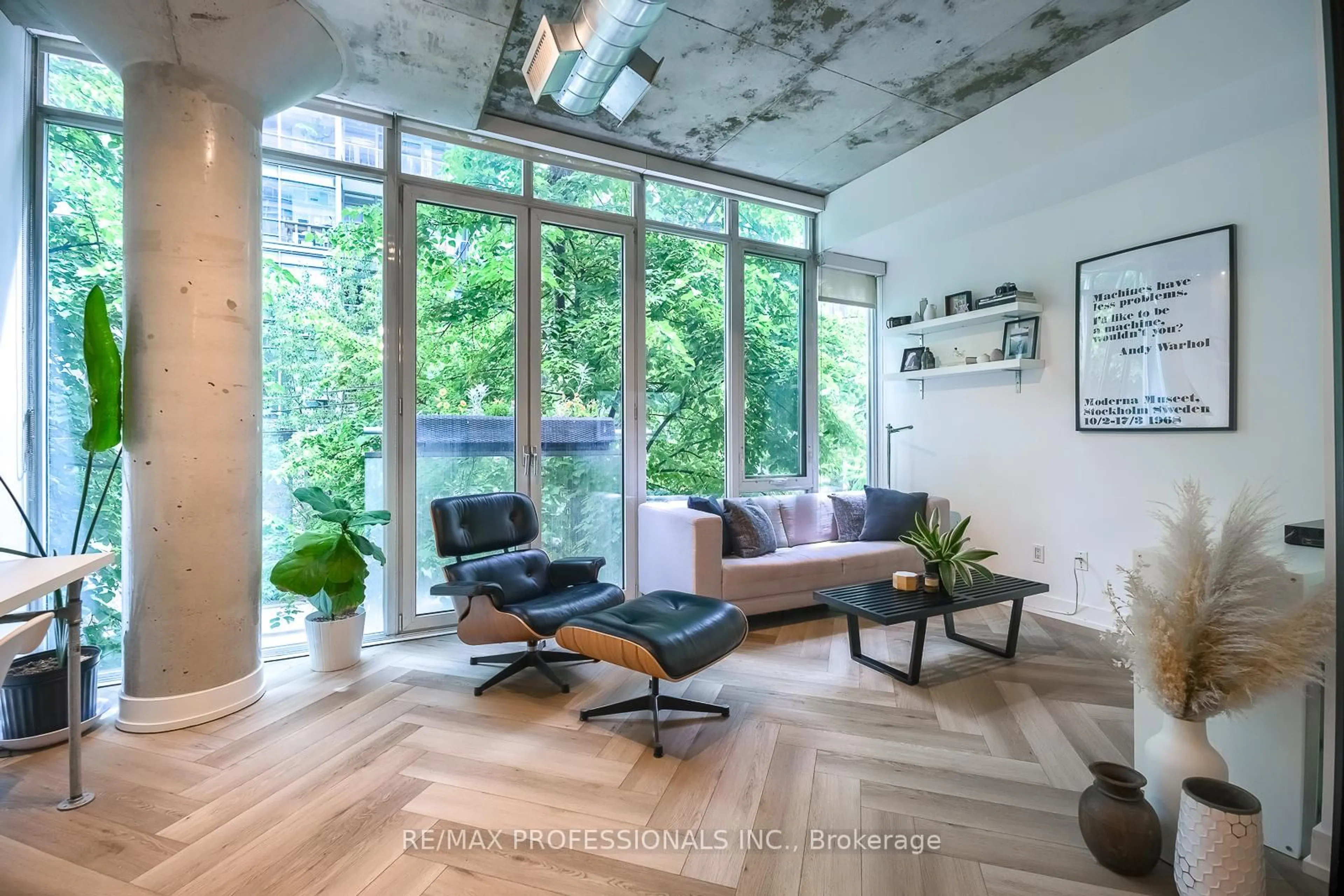 Unknown for 20 Stewart St #204, Toronto Ontario M5V 1H6