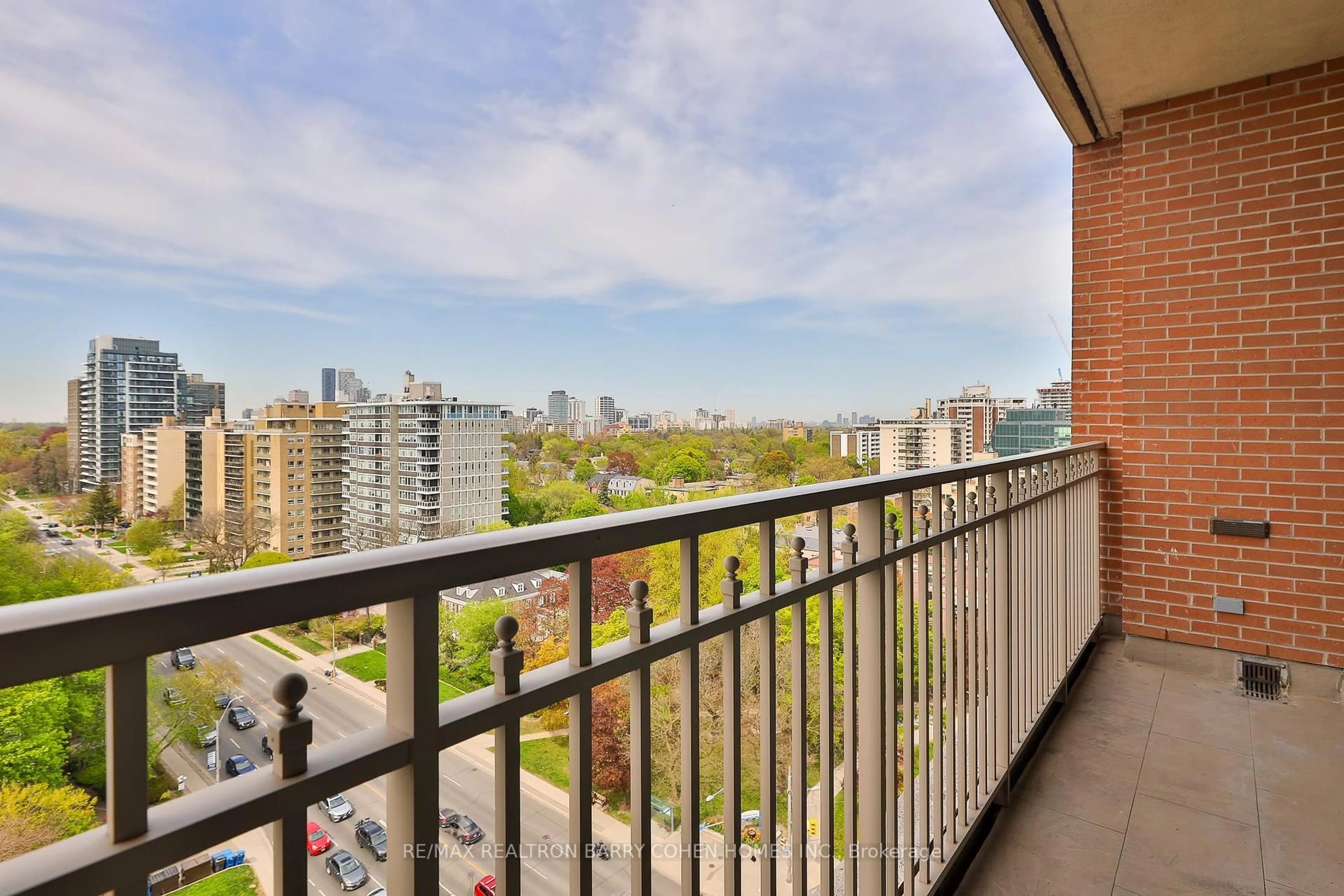 Balcony in the apartment, city buildings view from balcony for 155 St Clair Ave #1403, Toronto Ontario M4V 0A1