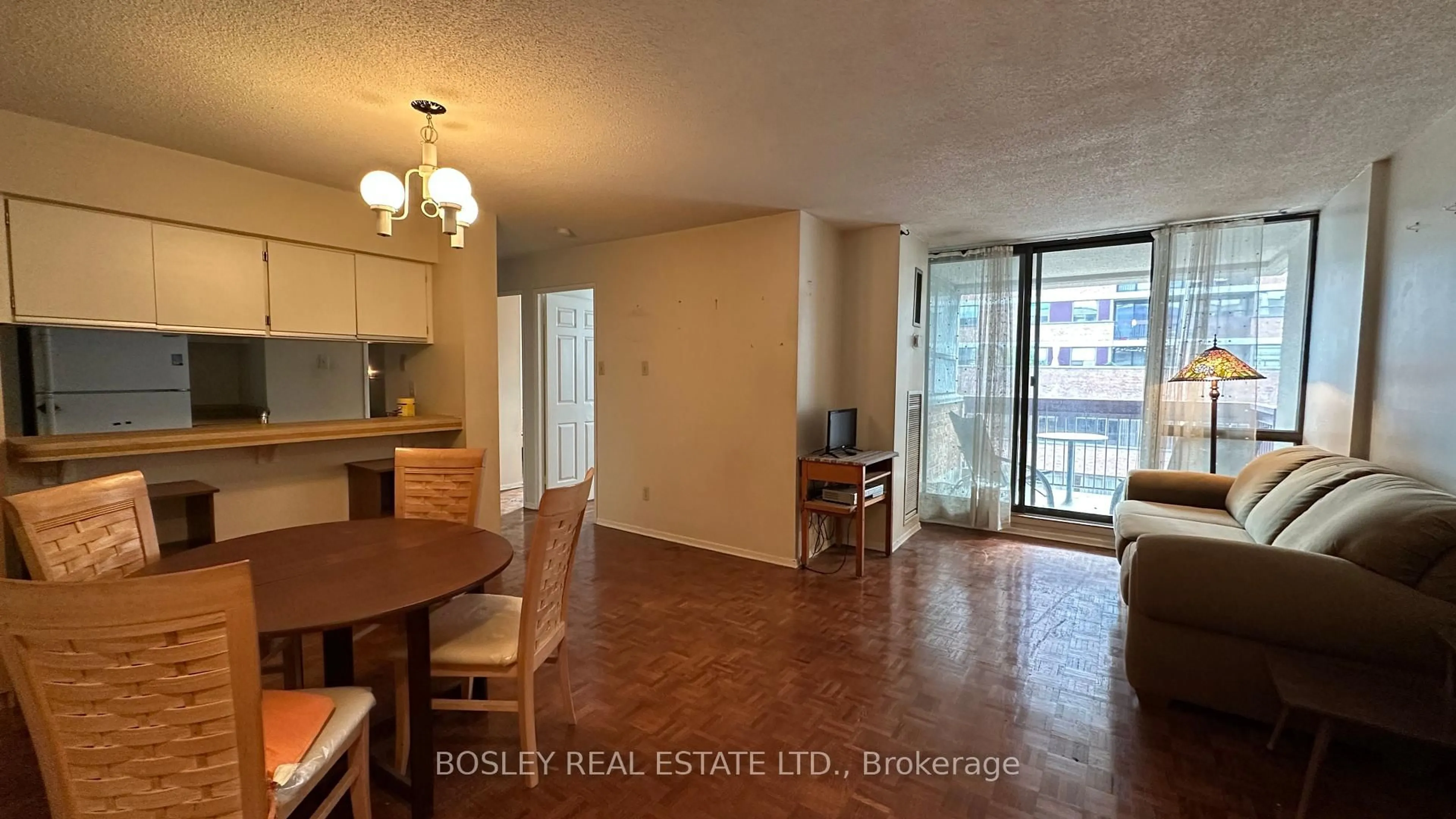 Dining room, unknown for 89 McCaul St #720, Toronto Ontario M5T 2X3