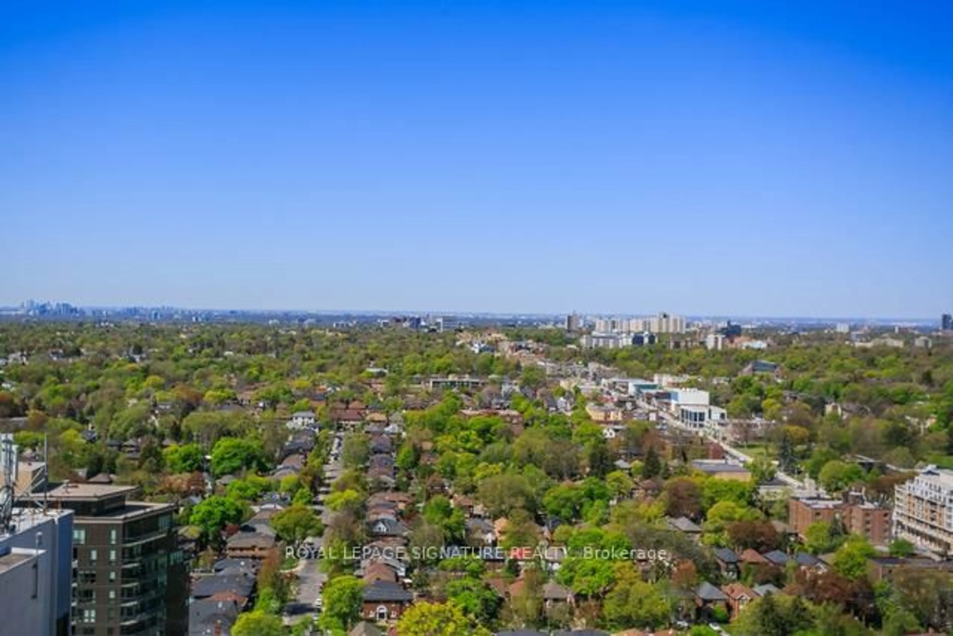 A pic from outside/outdoor area/front of a property/back of a property/a pic from drone, city buildings view from balcony for 2181 Yonge St #3103, Toronto Ontario M4S 3H7