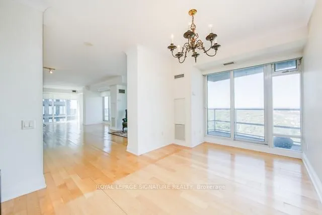 Additional property image - 2181 Yonge St Unit 3103