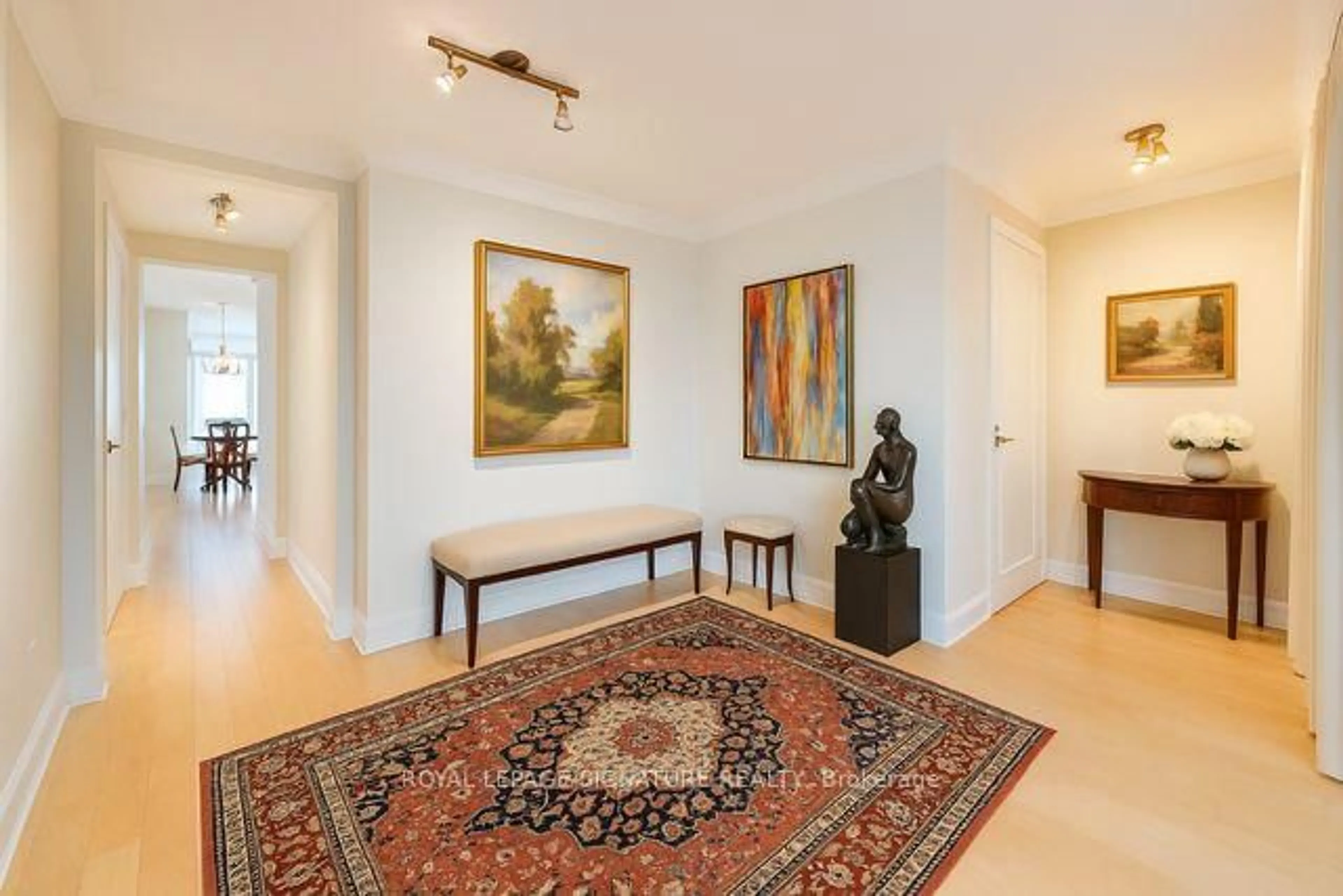 Indoor foyer for 2181 Yonge St #3103, Toronto Ontario M4S 3H7