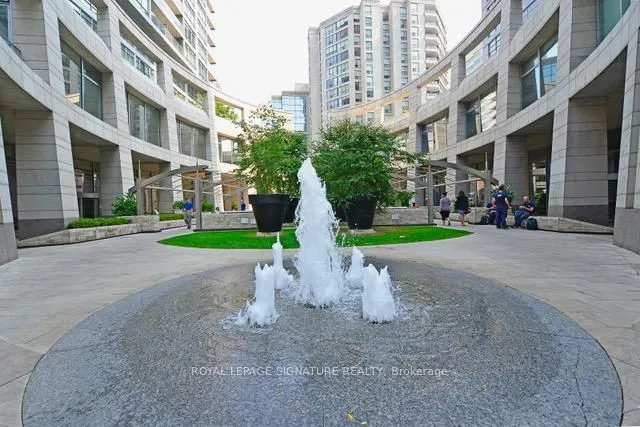 Additional property image - 2181 Yonge St Unit 3103