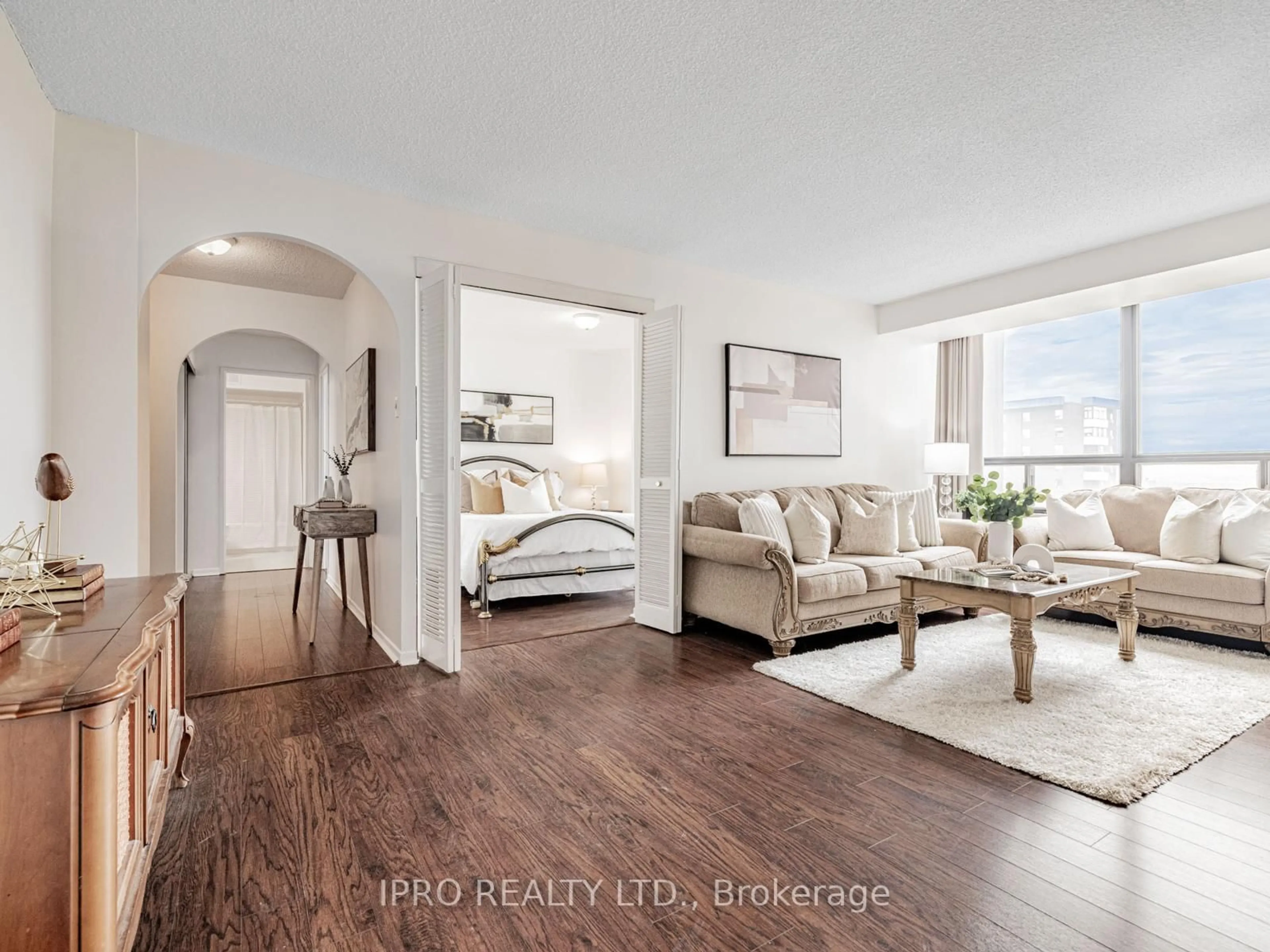 Living room with furniture, unknown for 1900 Sheppard Ave #2002, Toronto Ontario M2J 4T4