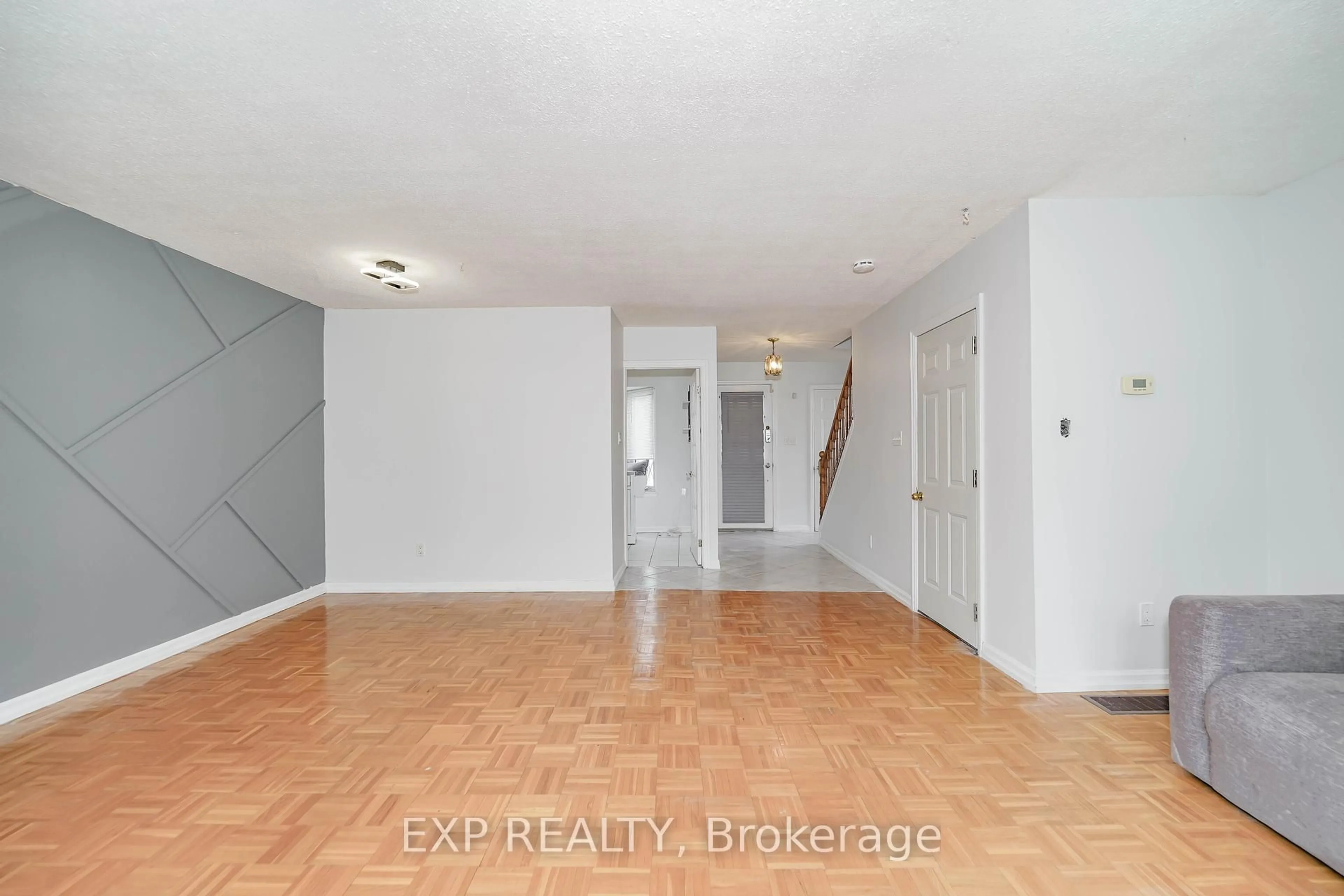 A pic of a room for 55 Hollyberry Tr, Toronto Ontario M2H 2N9
